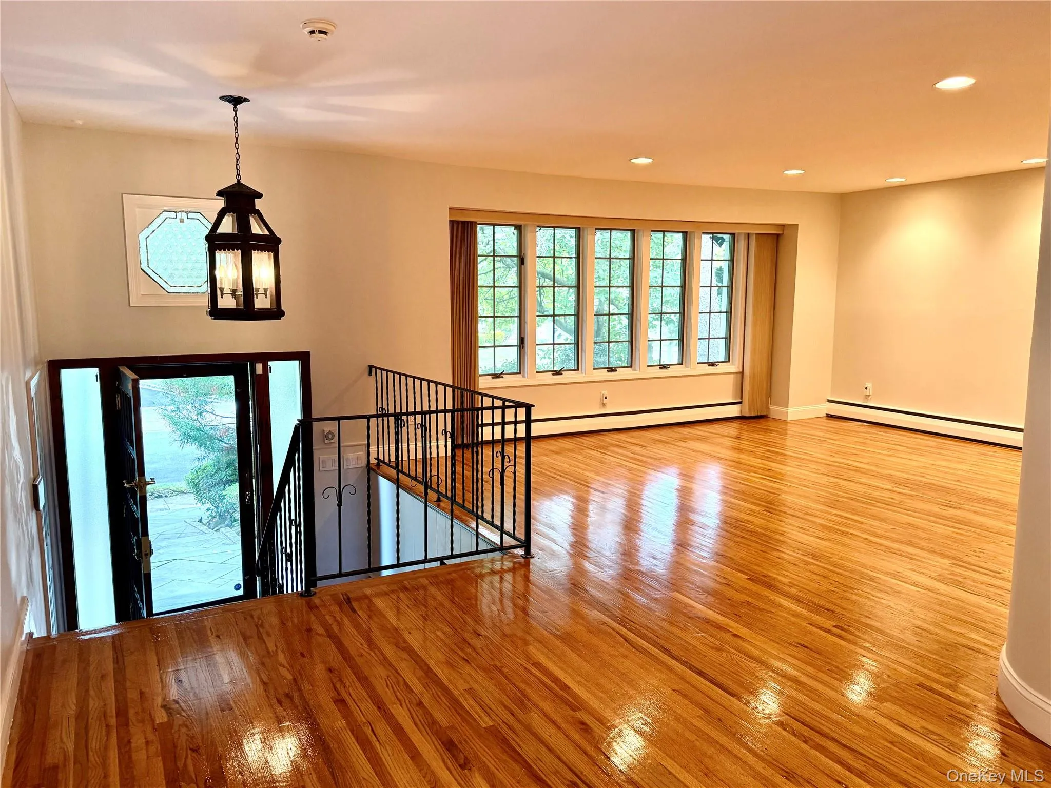 30 Dogwood Road, North Hempstead, NY, 6 Bedrooms Bedrooms, 11 Rooms Rooms,3 BathroomsBathrooms,Residential Lease,For Rent,Dogwood,0,982122 30 Dogwood Road, North Hempstead, NY, 6 Bedrooms Bedrooms, 11 Rooms Rooms,3 BathroomsBathrooms,Residential Lease,For Rent,Dogwood,0,982122