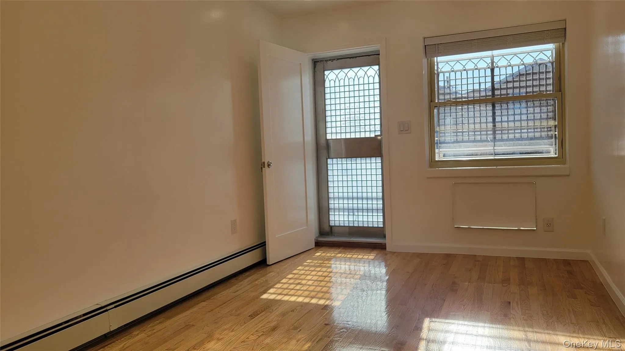 31-16 60th Street, New York, NY, 3 Bedrooms Bedrooms, 5 Rooms Rooms,2 BathroomsBathrooms,Residential Lease,For Rent,60th,0,982124 31-16 60th Street, New York, NY, 3 Bedrooms Bedrooms, 5 Rooms Rooms,2 BathroomsBathrooms,Residential Lease,For Rent,60th,0,982124