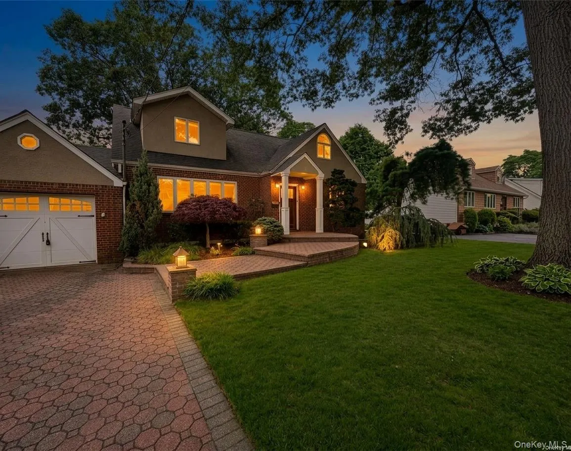 396 Chestnut Avenue, Hempstead, NY, 6 Bedrooms Bedrooms, 9 Rooms Rooms,3 BathroomsBathrooms,Residential,For Rent,Chestnut,0,982126 396 Chestnut Avenue, Hempstead, NY, 6 Bedrooms Bedrooms, 9 Rooms Rooms,3 BathroomsBathrooms,Residential,For Rent,Chestnut,0,982126