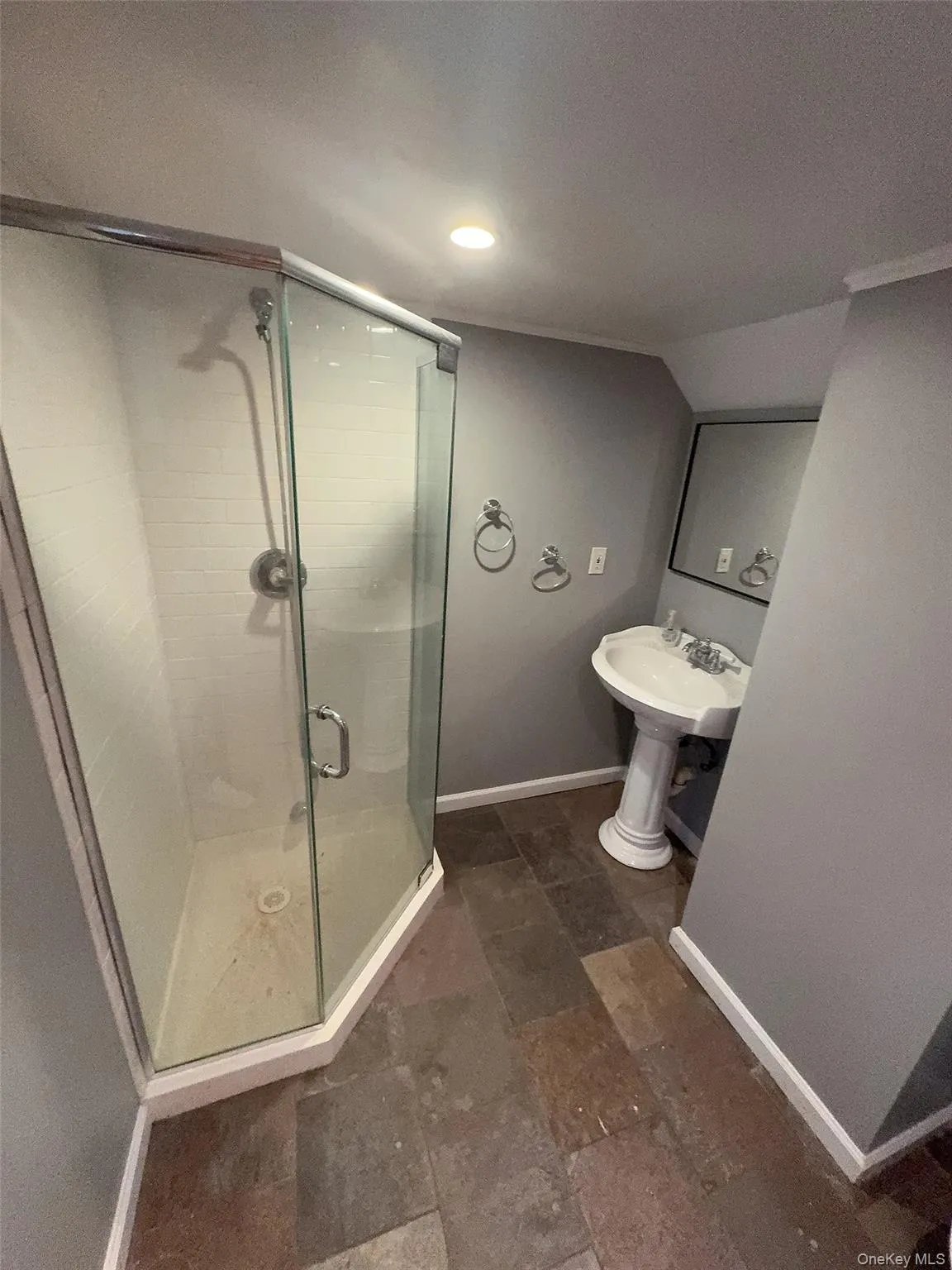 396 Chestnut Avenue, Hempstead, NY, 6 Bedrooms Bedrooms, 9 Rooms Rooms,3 BathroomsBathrooms,Residential,For Rent,Chestnut,0,KEY982126 396 Chestnut Avenue, Hempstead, NY, 6 Bedrooms Bedrooms, 9 Rooms Rooms,3 BathroomsBathrooms,Residential,For Rent,Chestnut,0,KEY982126
