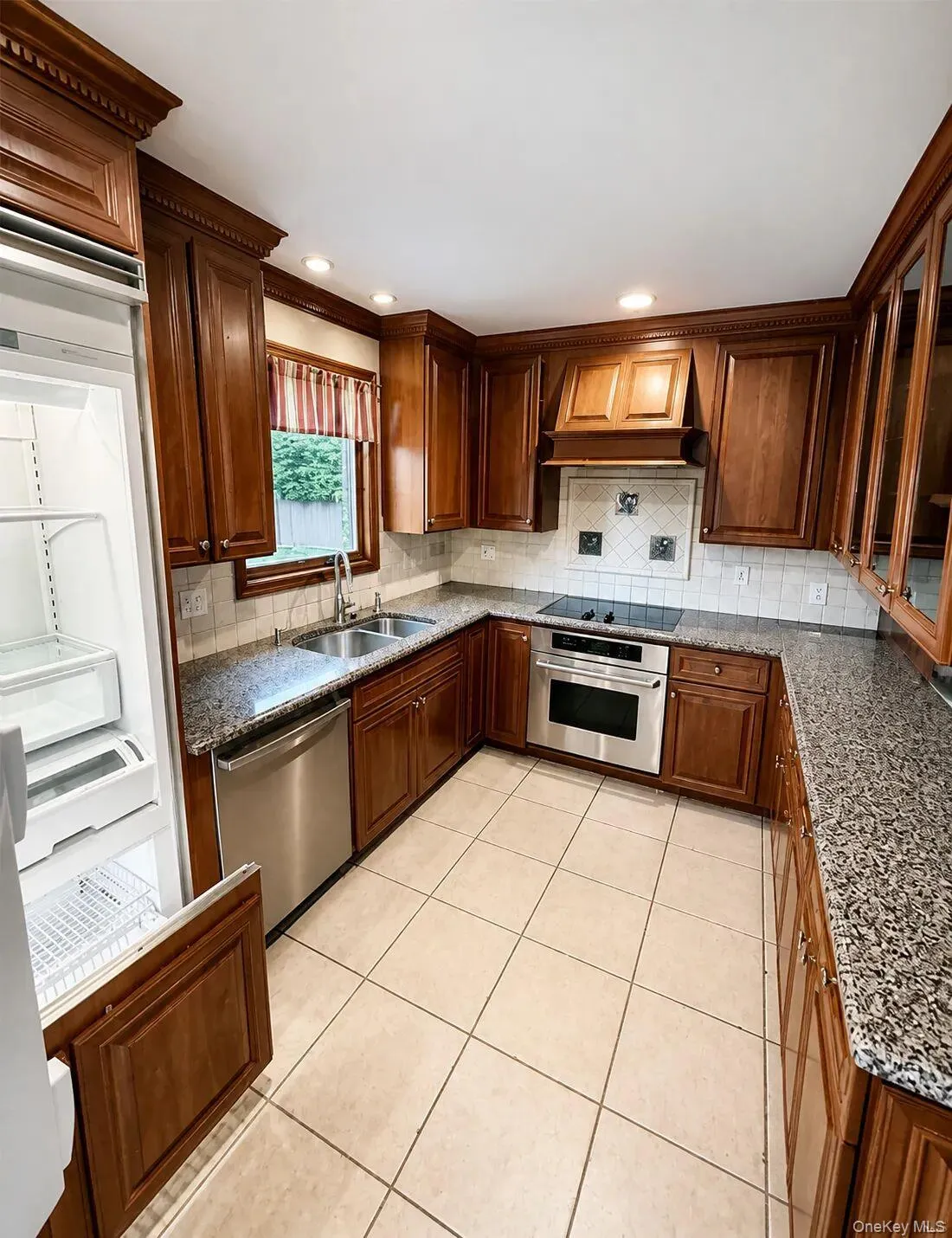 396 Chestnut Avenue, Hempstead, NY, 6 Bedrooms Bedrooms, 9 Rooms Rooms,3 BathroomsBathrooms,Residential,For Rent,Chestnut,0,982126 396 Chestnut Avenue, Hempstead, NY, 6 Bedrooms Bedrooms, 9 Rooms Rooms,3 BathroomsBathrooms,Residential,For Rent,Chestnut,0,982126