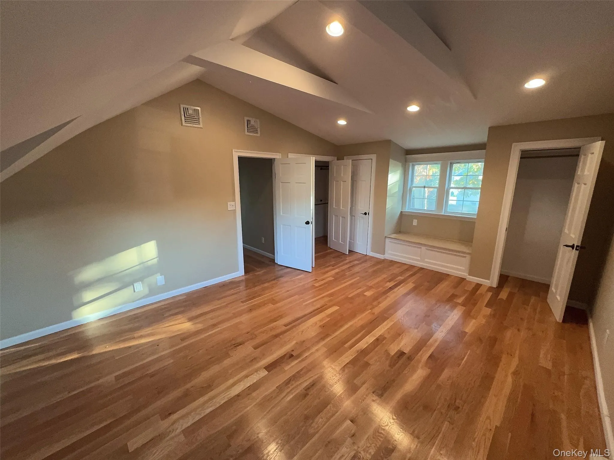 396 Chestnut Avenue, Hempstead, NY, 6 Bedrooms Bedrooms, 9 Rooms Rooms,3 BathroomsBathrooms,Residential,For Rent,Chestnut,0,KEY982126 396 Chestnut Avenue, Hempstead, NY, 6 Bedrooms Bedrooms, 9 Rooms Rooms,3 BathroomsBathrooms,Residential,For Rent,Chestnut,0,KEY982126
