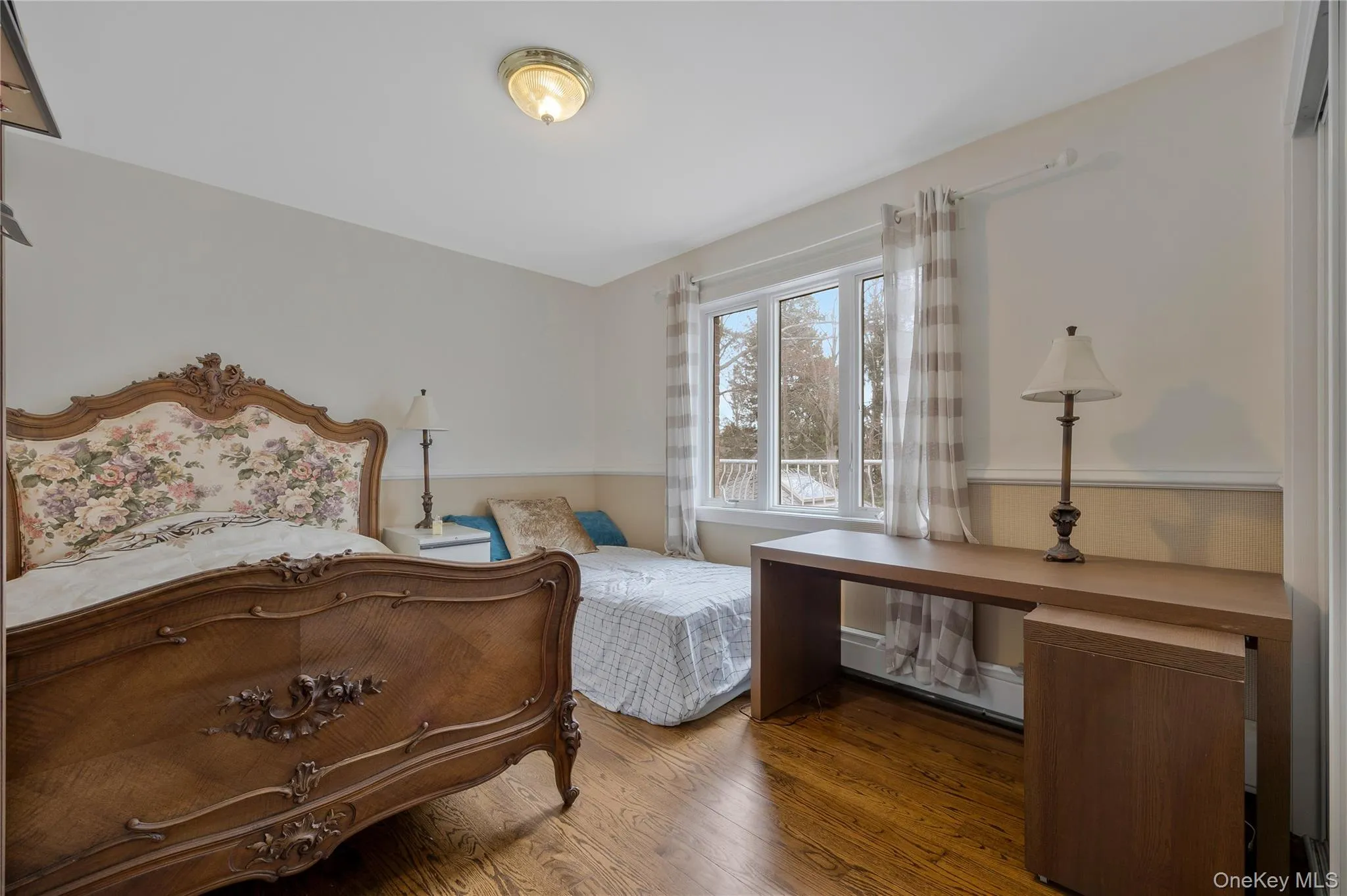 8 Percheron Lane, North Hempstead, NY, 5 Bedrooms Bedrooms, 12 Rooms Rooms,4 BathroomsBathrooms,Residential,For Rent,Percheron,0,982131 8 Percheron Lane, North Hempstead, NY, 5 Bedrooms Bedrooms, 12 Rooms Rooms,4 BathroomsBathrooms,Residential,For Rent,Percheron,0,982131
