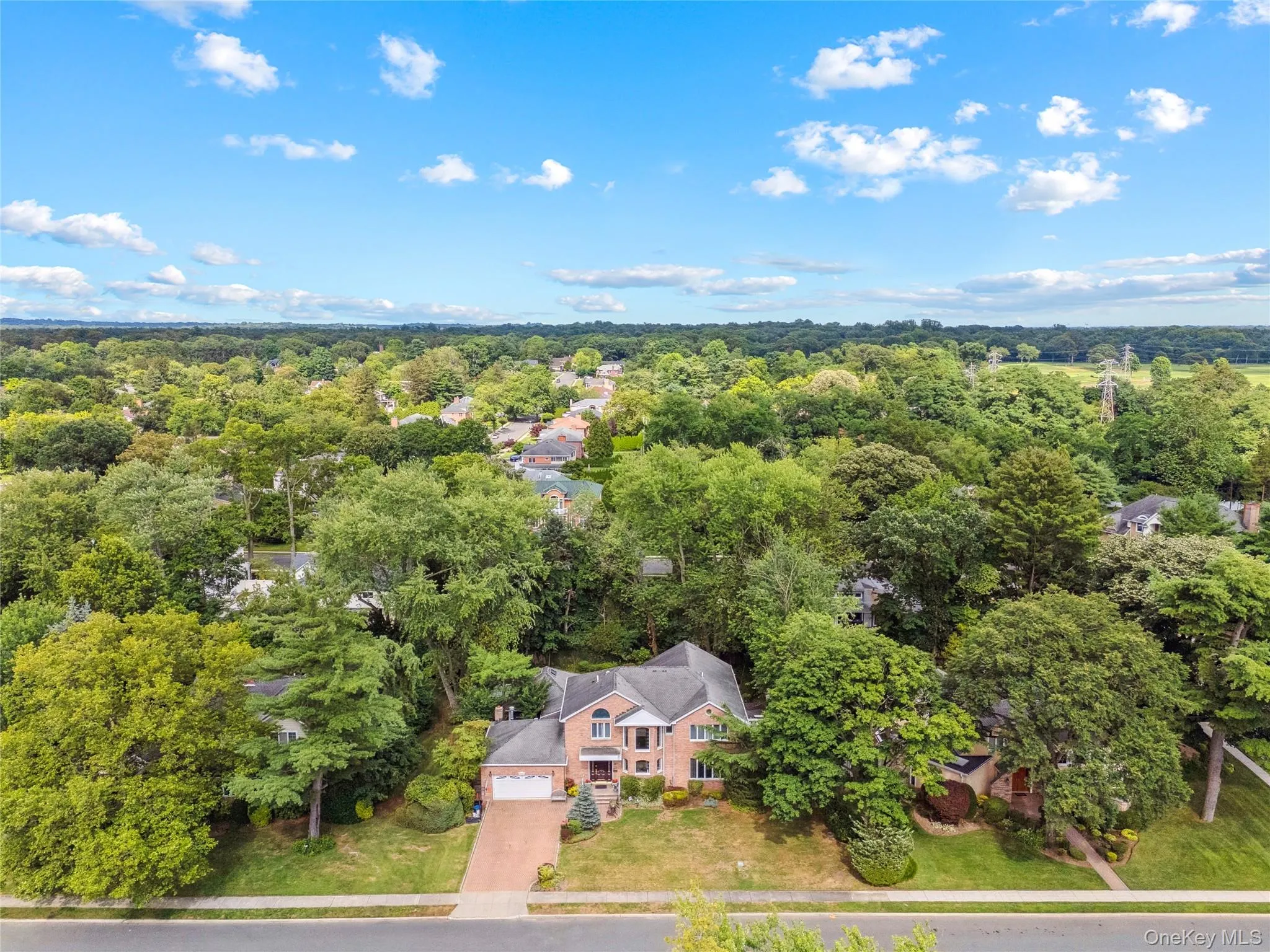 8 Percheron Lane, North Hempstead, NY, 5 Bedrooms Bedrooms, 12 Rooms Rooms,4 BathroomsBathrooms,Residential,For Rent,Percheron,0,982131 8 Percheron Lane, North Hempstead, NY, 5 Bedrooms Bedrooms, 12 Rooms Rooms,4 BathroomsBathrooms,Residential,For Rent,Percheron,0,982131