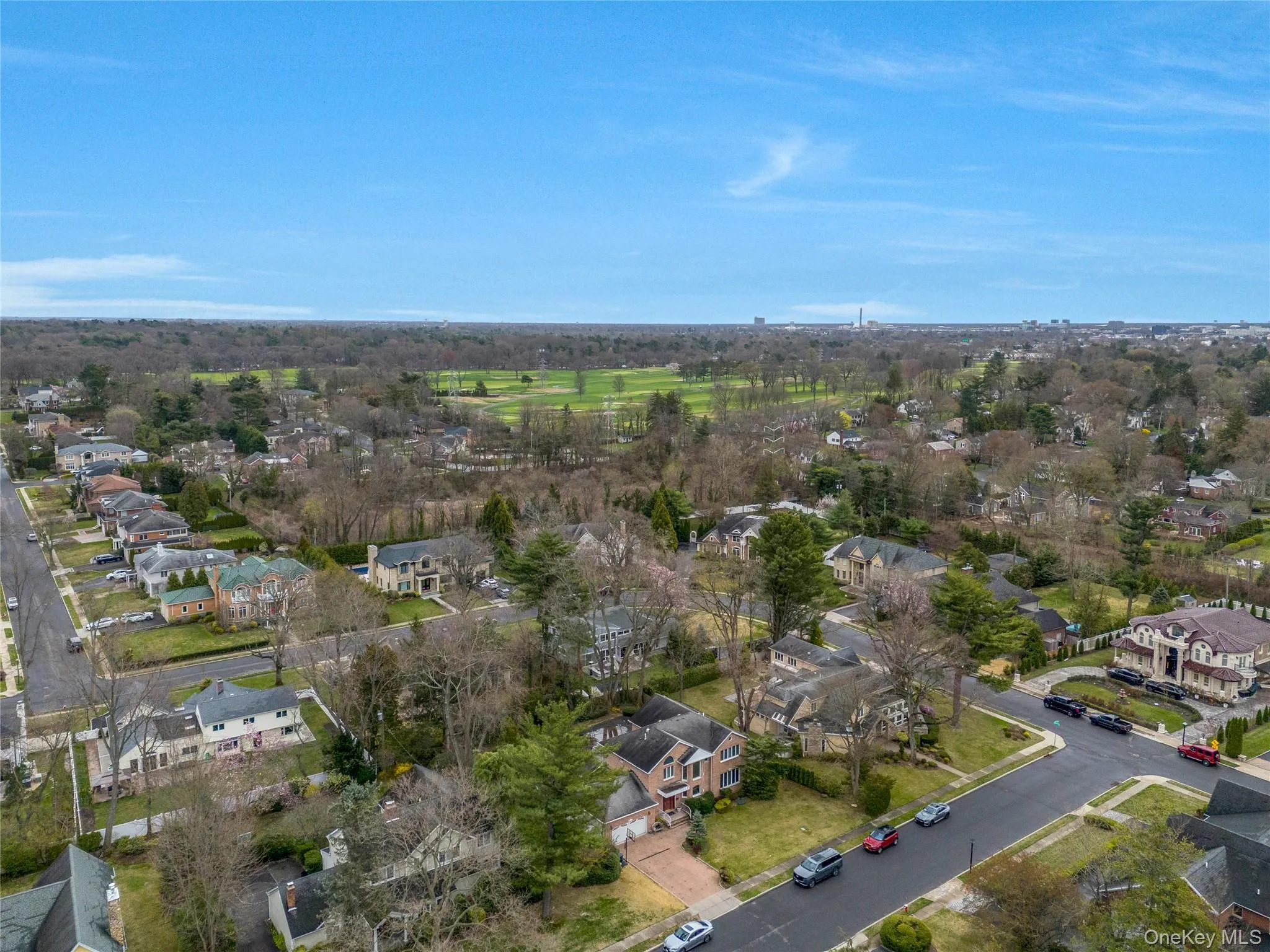 8 Percheron Lane, North Hempstead, NY, 5 Bedrooms Bedrooms, 12 Rooms Rooms,4 BathroomsBathrooms,Residential,For Rent,Percheron,0,982131 8 Percheron Lane, North Hempstead, NY, 5 Bedrooms Bedrooms, 12 Rooms Rooms,4 BathroomsBathrooms,Residential,For Rent,Percheron,0,982131