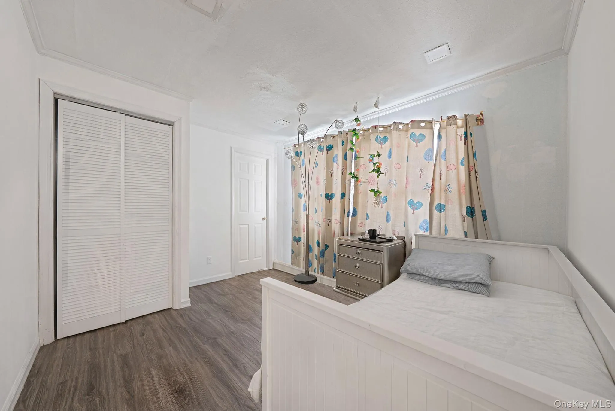 2 Drake Lane, Hempstead, NY, 4 Bedrooms Bedrooms, 8 Rooms Rooms,2 BathroomsBathrooms,Residential,For Rent,Drake,0,982133 2 Drake Lane, Hempstead, NY, 4 Bedrooms Bedrooms, 8 Rooms Rooms,2 BathroomsBathrooms,Residential,For Rent,Drake,0,982133
