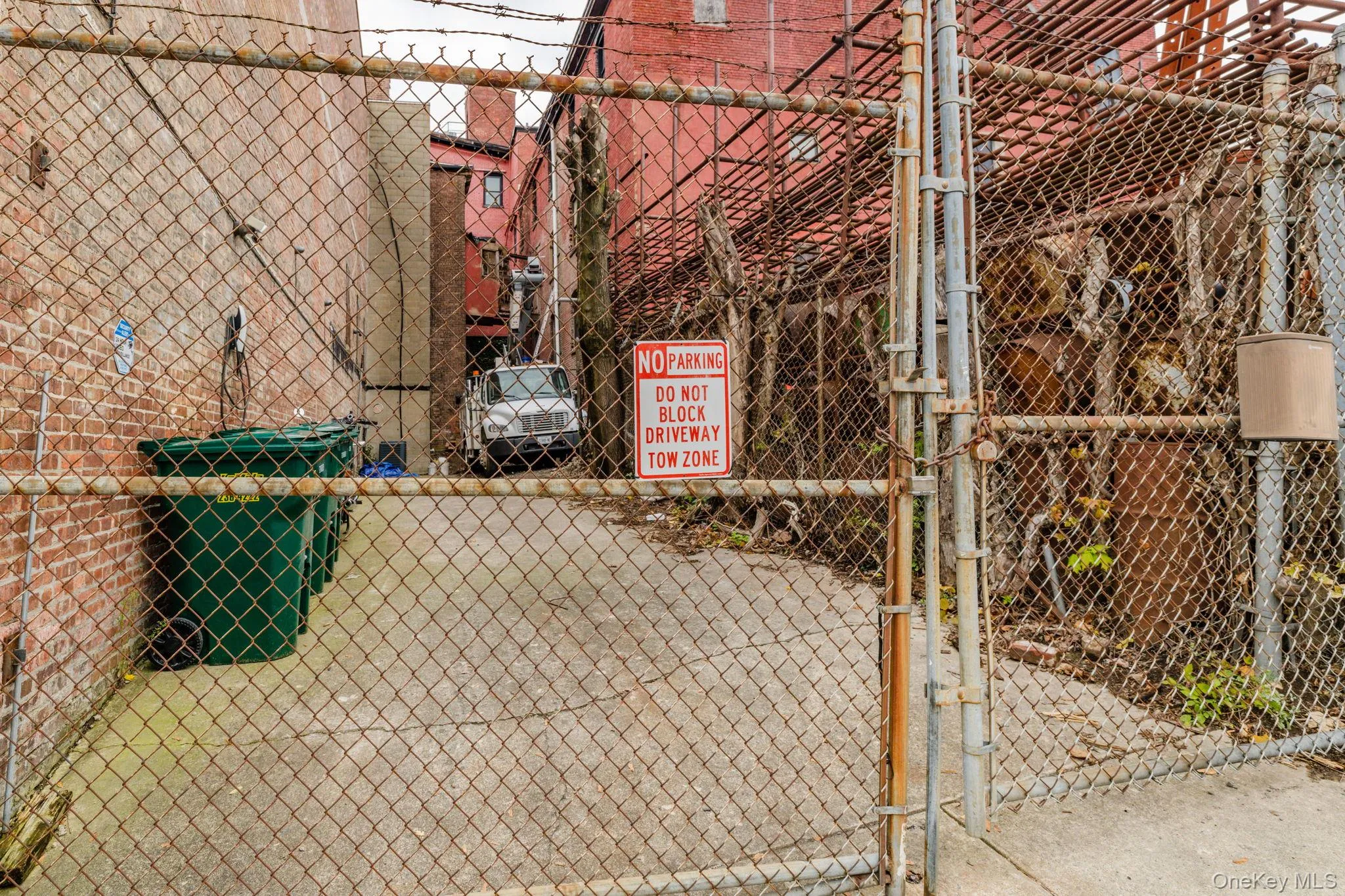 Outdoor storage Outdoor storage