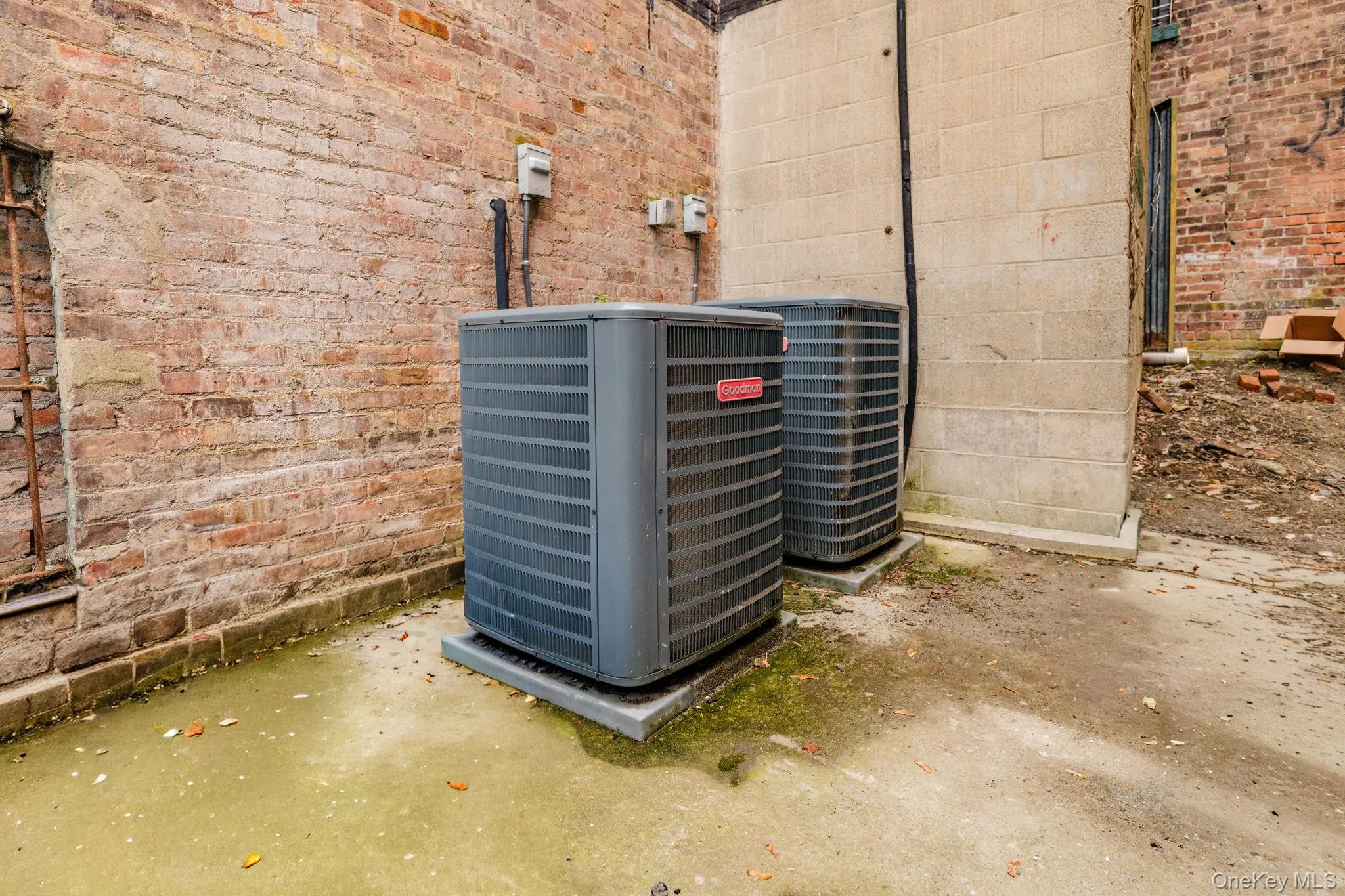 AC Condensors AC Condensors