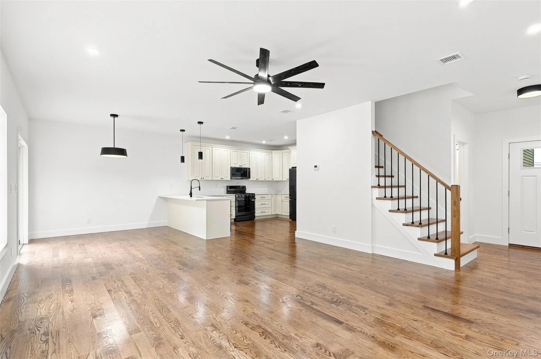 429 County Route 56, Wawayanda, NY, 3 Bedrooms Bedrooms, 8 Rooms Rooms,2 BathroomsBathrooms,Residential,For Rent,County Route 56,0,982138 429 County Route 56, Wawayanda, NY, 3 Bedrooms Bedrooms, 8 Rooms Rooms,2 BathroomsBathrooms,Residential,For Rent,County Route 56,0,982138