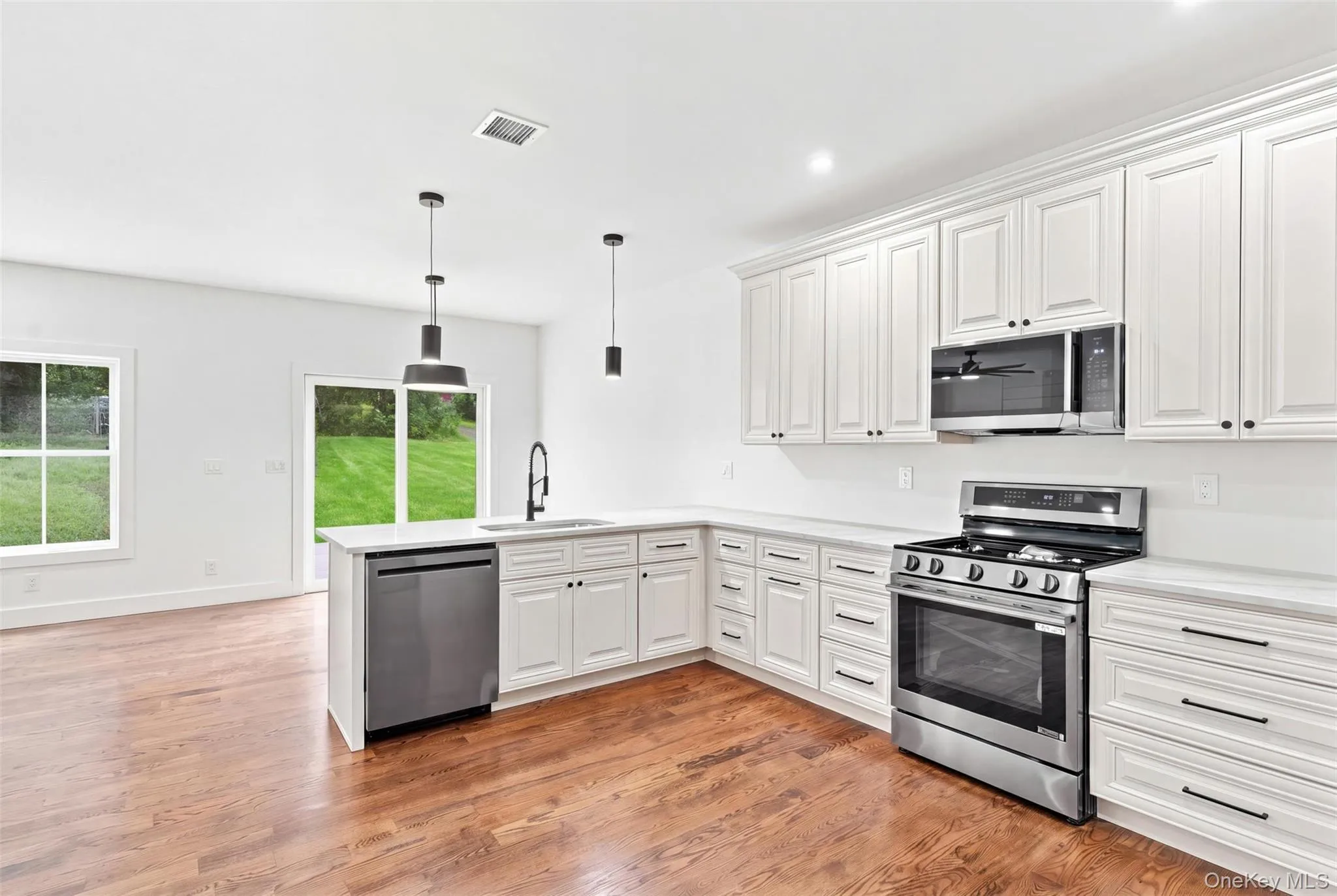 429 County Route 56, Wawayanda, NY, 3 Bedrooms Bedrooms, 8 Rooms Rooms,2 BathroomsBathrooms,Residential,For Rent,County Route 56,0,982138 429 County Route 56, Wawayanda, NY, 3 Bedrooms Bedrooms, 8 Rooms Rooms,2 BathroomsBathrooms,Residential,For Rent,County Route 56,0,982138