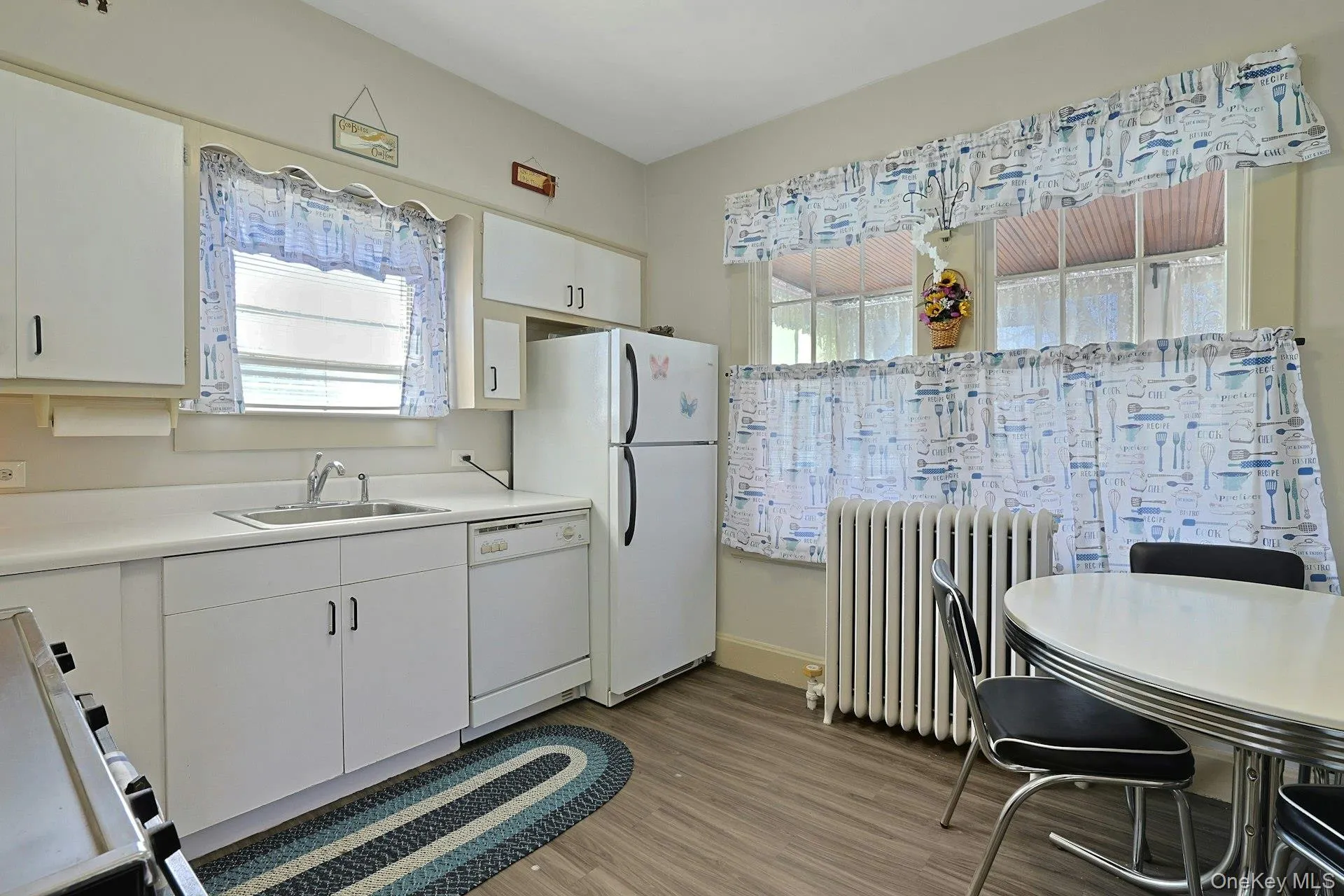 321 Fort Washington Avenue, Mount Pleasant, NY, 3 Bedrooms Bedrooms, 8 Rooms Rooms,2 BathroomsBathrooms,Residential Sale,For Rent,Fort Washington,0,982147 321 Fort Washington Avenue, Mount Pleasant, NY, 3 Bedrooms Bedrooms, 8 Rooms Rooms,2 BathroomsBathrooms,Residential Sale,For Rent,Fort Washington,0,982147