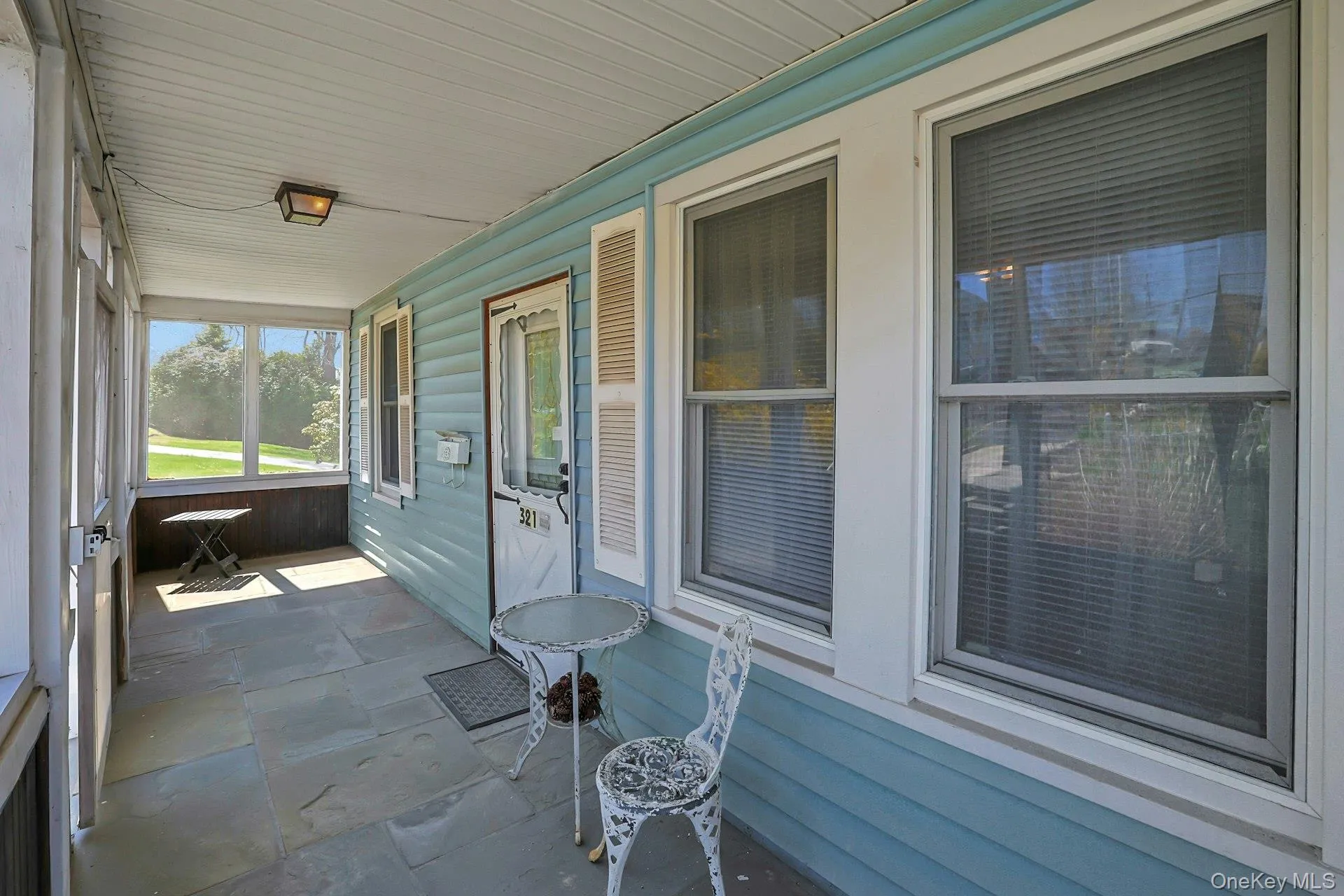 Entry porch Entry porch