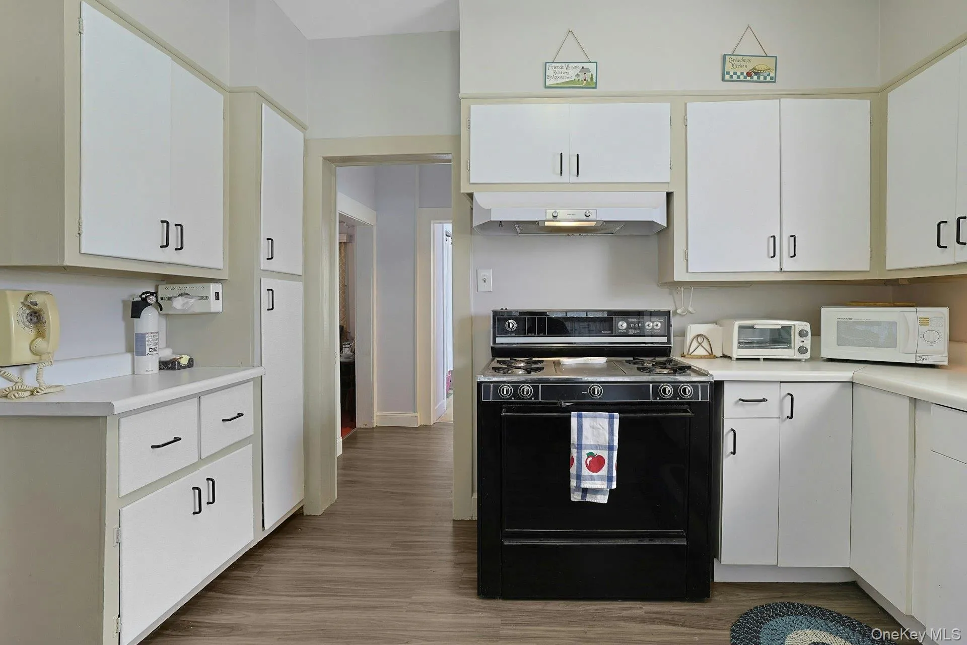 321 Fort Washington Avenue, Mount Pleasant, NY, 3 Bedrooms Bedrooms, 8 Rooms Rooms,2 BathroomsBathrooms,Residential Sale,For Rent,Fort Washington,0,982147 321 Fort Washington Avenue, Mount Pleasant, NY, 3 Bedrooms Bedrooms, 8 Rooms Rooms,2 BathroomsBathrooms,Residential Sale,For Rent,Fort Washington,0,982147