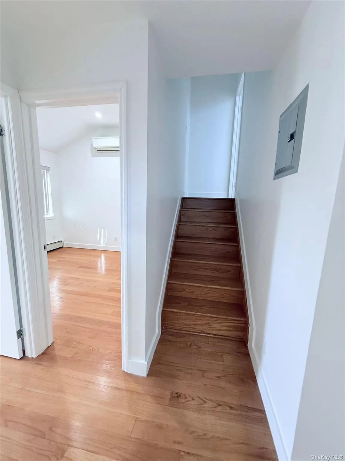 9510 95th Avenue, New York, NY, 3 Bedrooms Bedrooms, 5 Rooms Rooms,2 BathroomsBathrooms,Residential Lease,For Rent,95th,0,982150 9510 95th Avenue, New York, NY, 3 Bedrooms Bedrooms, 5 Rooms Rooms,2 BathroomsBathrooms,Residential Lease,For Rent,95th,0,982150