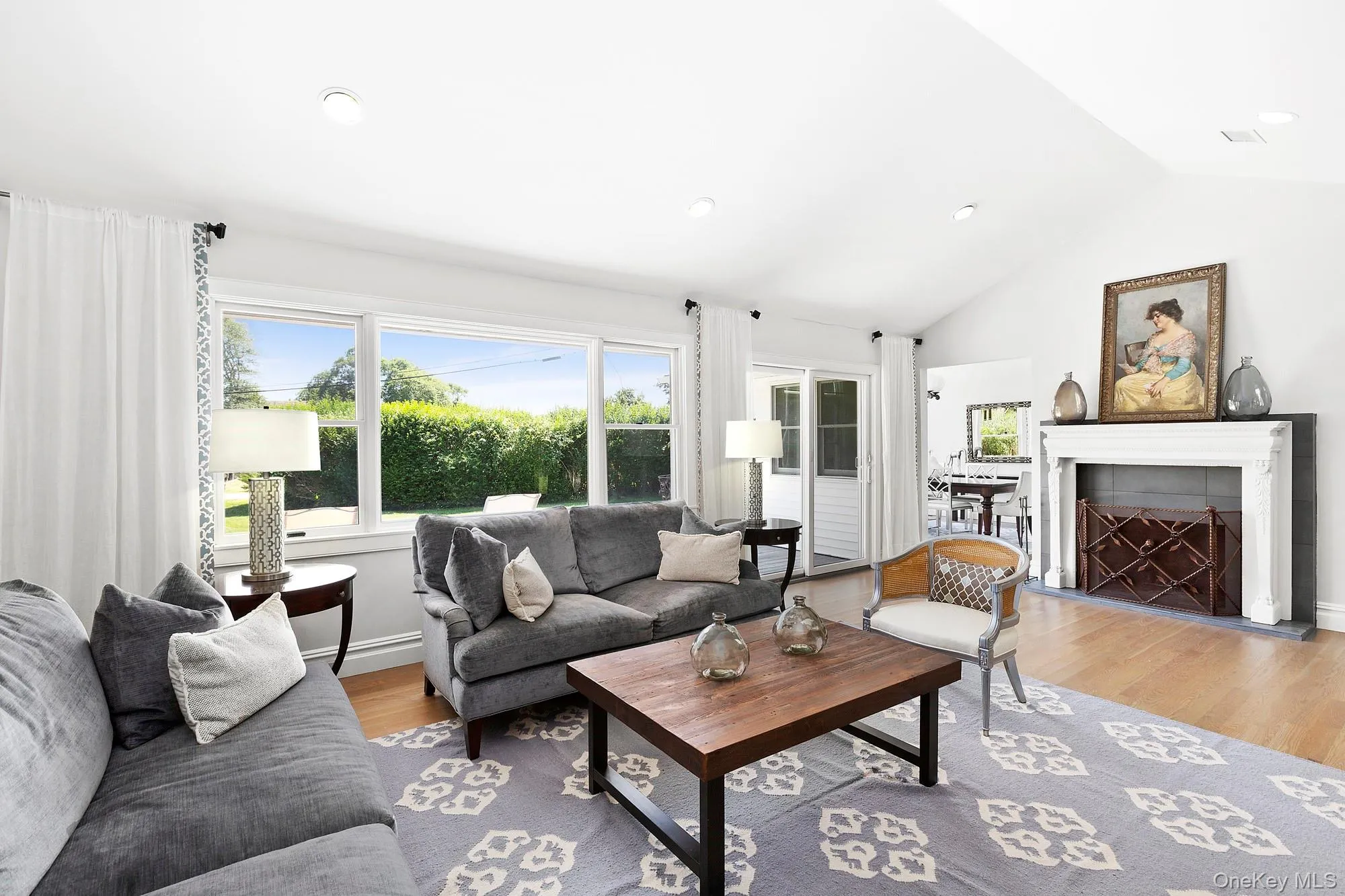 31B Club Lane, Southampton, NY, 3 Bedrooms Bedrooms, 6 Rooms Rooms,2 BathroomsBathrooms,Residential Lease,For Rent,Club,0,982167 31B Club Lane, Southampton, NY, 3 Bedrooms Bedrooms, 6 Rooms Rooms,2 BathroomsBathrooms,Residential Lease,For Rent,Club,0,982167