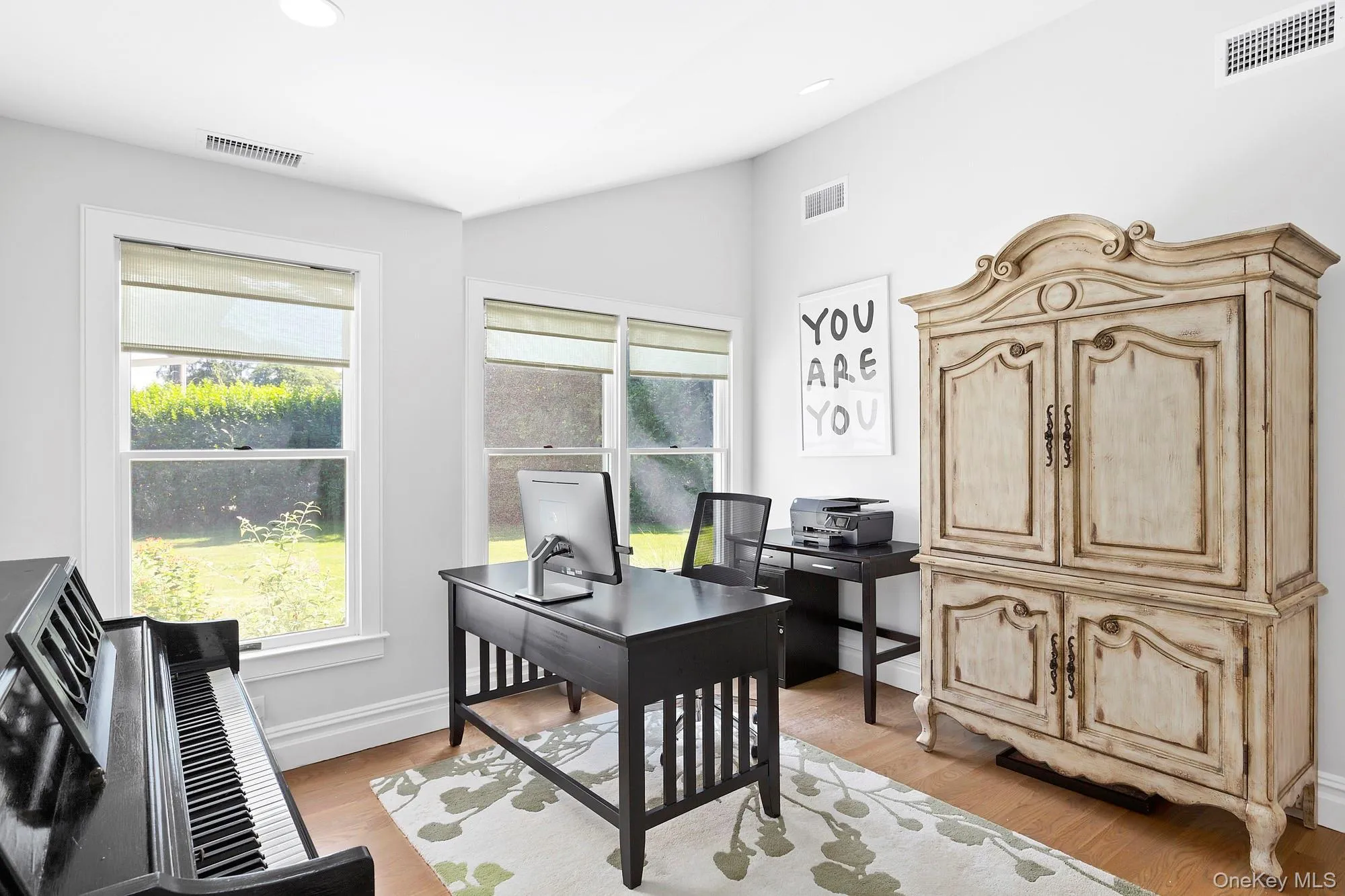 31B Club Lane, Southampton, NY, 3 Bedrooms Bedrooms, 6 Rooms Rooms,2 BathroomsBathrooms,Residential Lease,For Rent,Club,0,982167 31B Club Lane, Southampton, NY, 3 Bedrooms Bedrooms, 6 Rooms Rooms,2 BathroomsBathrooms,Residential Lease,For Rent,Club,0,982167