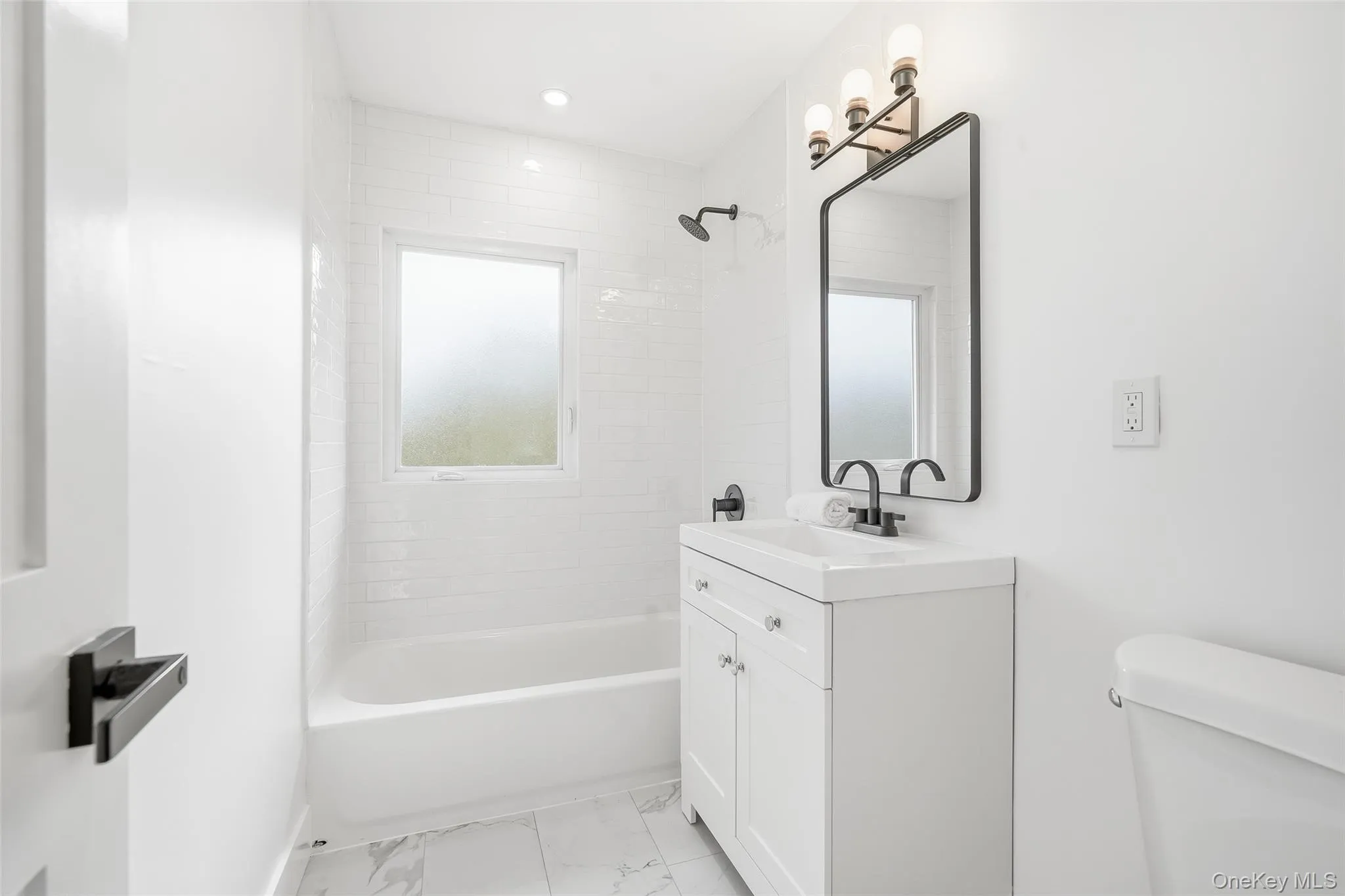 2222 Boston Post Road, Mamaroneck, NY, 4 Bedrooms Bedrooms, 6 Rooms Rooms,2 BathroomsBathrooms,Residential Sale,For Rent,Boston Post,0,982170 2222 Boston Post Road, Mamaroneck, NY, 4 Bedrooms Bedrooms, 6 Rooms Rooms,2 BathroomsBathrooms,Residential Sale,For Rent,Boston Post,0,982170