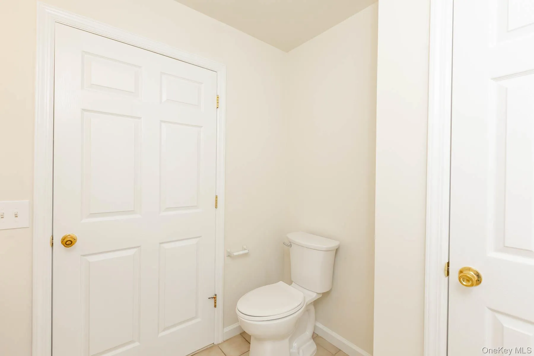 105 Flurry Lane, Babylon, NY, 2 Bedrooms Bedrooms, 5 Rooms Rooms,1 BathroomBathrooms,Residential Lease,For Rent,Flurry,0,982206 105 Flurry Lane, Babylon, NY, 2 Bedrooms Bedrooms, 5 Rooms Rooms,1 BathroomBathrooms,Residential Lease,For Rent,Flurry,0,982206