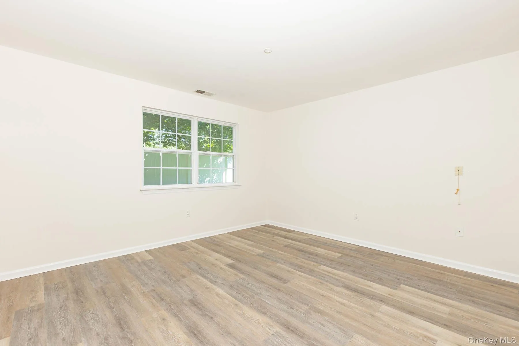 105 Flurry Lane, Babylon, NY, 2 Bedrooms Bedrooms, 5 Rooms Rooms,1 BathroomBathrooms,Residential Lease,For Rent,Flurry,0,982206 105 Flurry Lane, Babylon, NY, 2 Bedrooms Bedrooms, 5 Rooms Rooms,1 BathroomBathrooms,Residential Lease,For Rent,Flurry,0,982206
