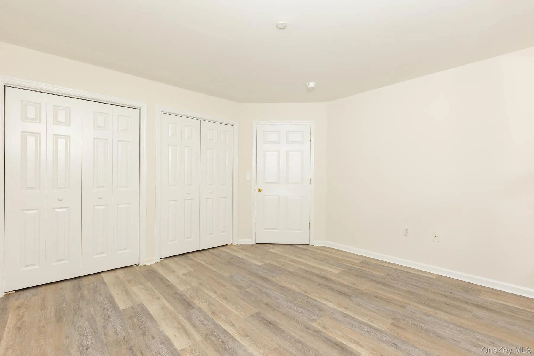 105 Flurry Lane, Babylon, NY, 2 Bedrooms Bedrooms, 5 Rooms Rooms,1 BathroomBathrooms,Residential Lease,For Rent,Flurry,0,982206 105 Flurry Lane, Babylon, NY, 2 Bedrooms Bedrooms, 5 Rooms Rooms,1 BathroomBathrooms,Residential Lease,For Rent,Flurry,0,982206