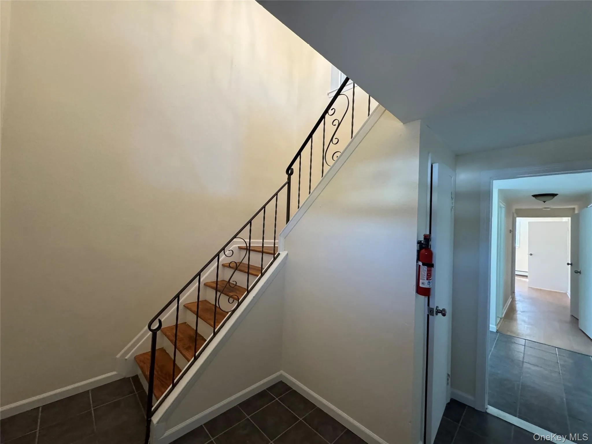 40 Whitestone Road, Brookhaven, NY, 5 Bedrooms Bedrooms, 11 Rooms Rooms,2 BathroomsBathrooms,Residential Lease,For Rent,Whitestone,0,982234 40 Whitestone Road, Brookhaven, NY, 5 Bedrooms Bedrooms, 11 Rooms Rooms,2 BathroomsBathrooms,Residential Lease,For Rent,Whitestone,0,982234