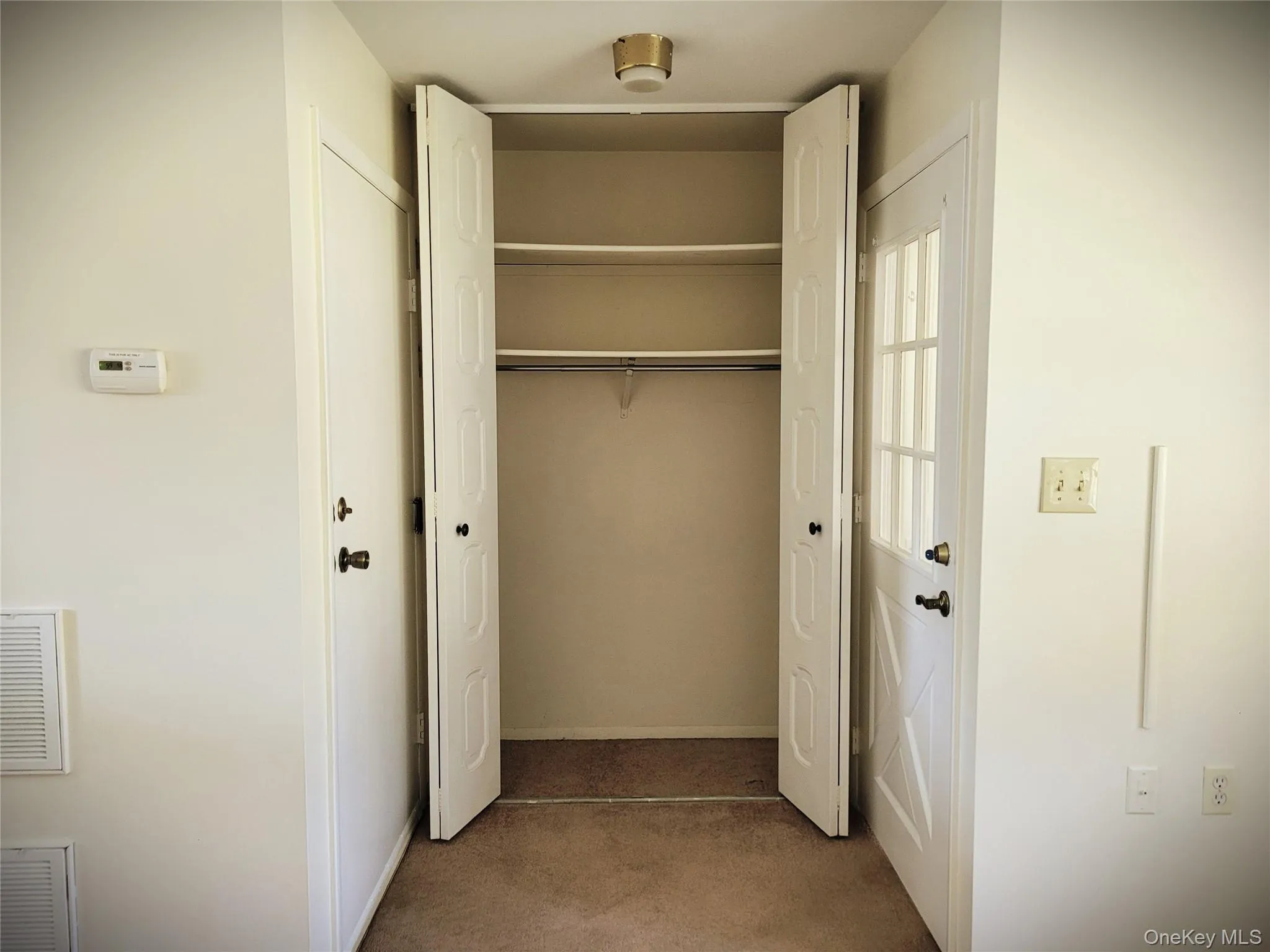 375 Woodbridge Drive, Brookhaven, NY, 2 Bedrooms Bedrooms, 6 Rooms Rooms,1 BathroomBathrooms,Residential Sale,For Rent,Woodbridge,0,982246 375 Woodbridge Drive, Brookhaven, NY, 2 Bedrooms Bedrooms, 6 Rooms Rooms,1 BathroomBathrooms,Residential Sale,For Rent,Woodbridge,0,982246
