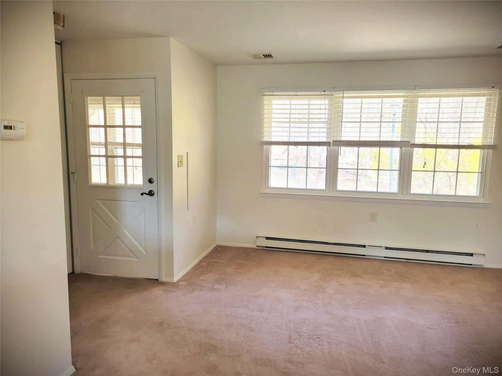 375 Woodbridge Drive, Brookhaven, NY, 2 Bedrooms Bedrooms, 6 Rooms Rooms,1 BathroomBathrooms,Residential Sale,For Rent,Woodbridge,0,982246 375 Woodbridge Drive, Brookhaven, NY, 2 Bedrooms Bedrooms, 6 Rooms Rooms,1 BathroomBathrooms,Residential Sale,For Rent,Woodbridge,0,982246
