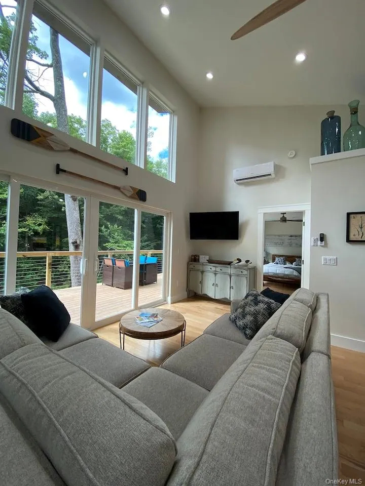 221 Starlight Road, Thompson, NY, 3 Bedrooms Bedrooms, 7 Rooms Rooms,2 BathroomsBathrooms,Residential,For Rent,Starlight,0,982249 221 Starlight Road, Thompson, NY, 3 Bedrooms Bedrooms, 7 Rooms Rooms,2 BathroomsBathrooms,Residential,For Rent,Starlight,0,982249