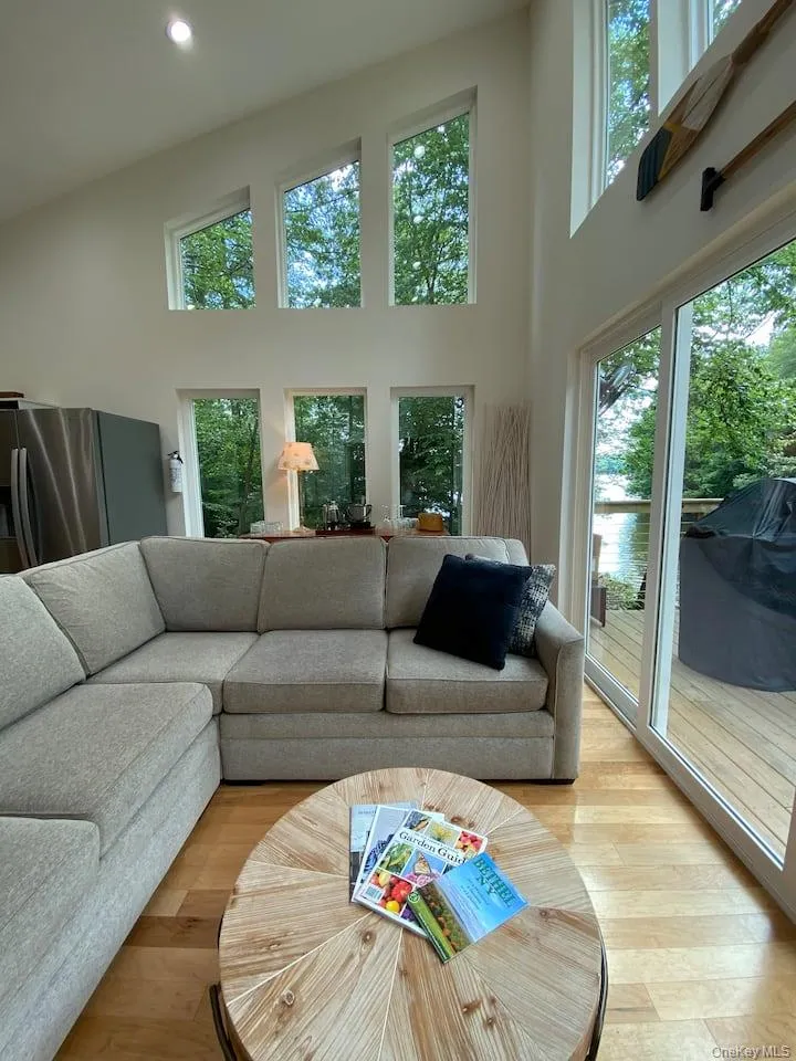221 Starlight Road, Thompson, NY, 3 Bedrooms Bedrooms, 7 Rooms Rooms,2 BathroomsBathrooms,Residential,For Rent,Starlight,0,982249 221 Starlight Road, Thompson, NY, 3 Bedrooms Bedrooms, 7 Rooms Rooms,2 BathroomsBathrooms,Residential,For Rent,Starlight,0,982249