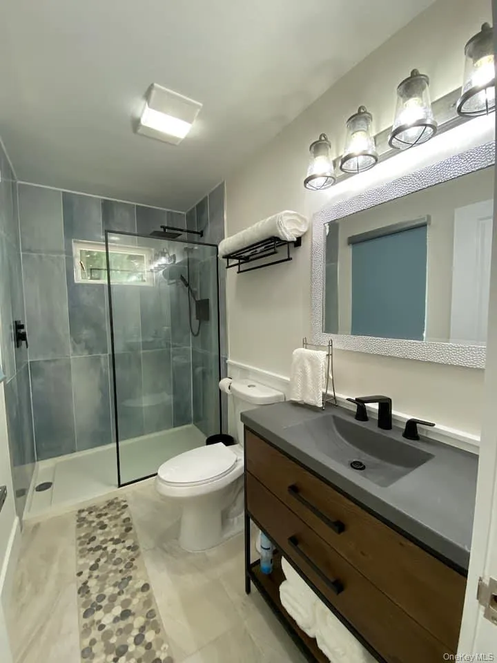 221 Starlight Road, Thompson, NY, 3 Bedrooms Bedrooms, 7 Rooms Rooms,2 BathroomsBathrooms,Residential,For Rent,Starlight,0,982249 221 Starlight Road, Thompson, NY, 3 Bedrooms Bedrooms, 7 Rooms Rooms,2 BathroomsBathrooms,Residential,For Rent,Starlight,0,982249