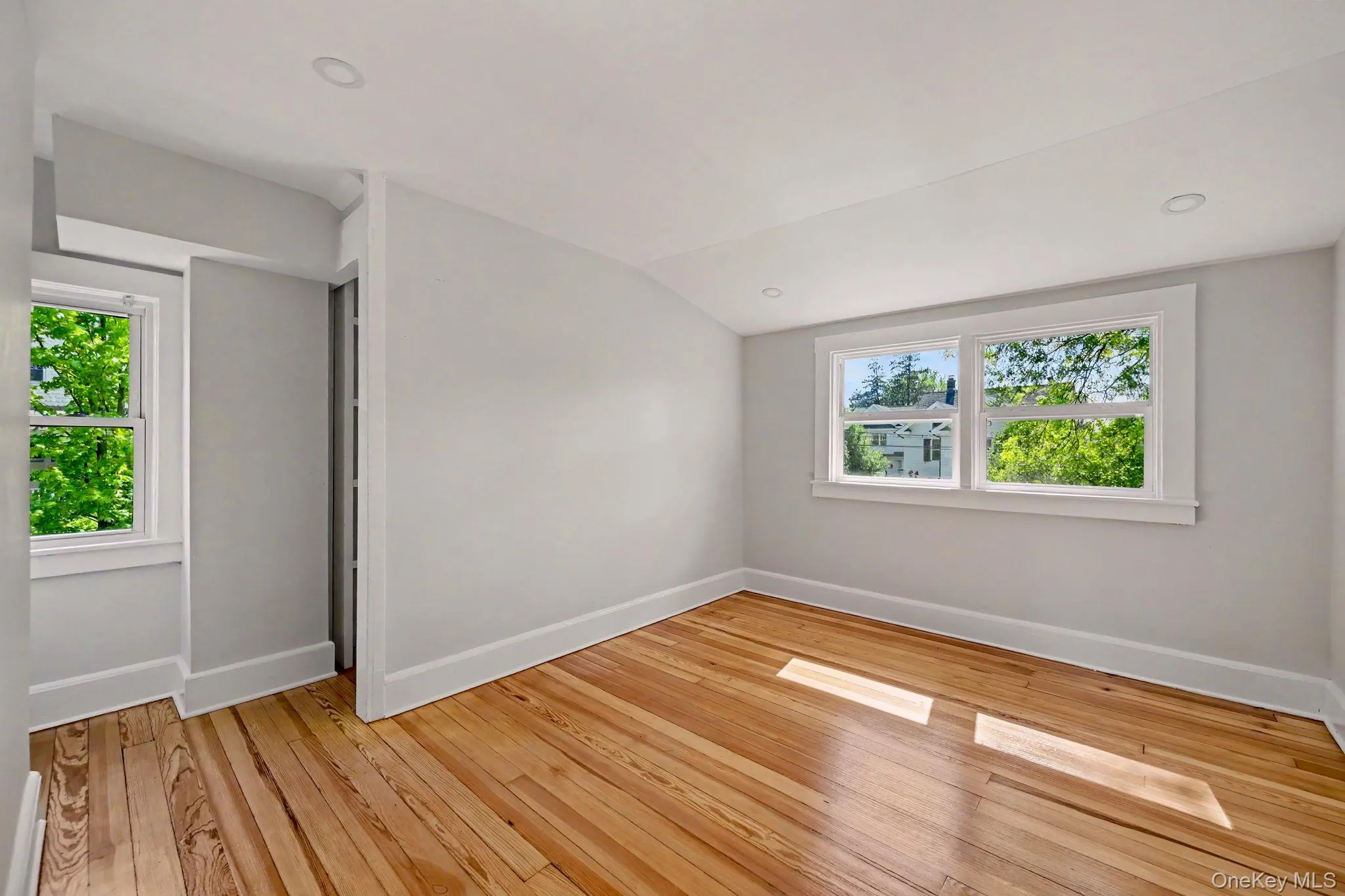 4 Highview Avenue, Greenwich, CT, 3 Bedrooms Bedrooms, 7 Rooms Rooms,2 BathroomsBathrooms,Residential Lease,For Rent,Highview,0,982269 4 Highview Avenue, Greenwich, CT, 3 Bedrooms Bedrooms, 7 Rooms Rooms,2 BathroomsBathrooms,Residential Lease,For Rent,Highview,0,982269