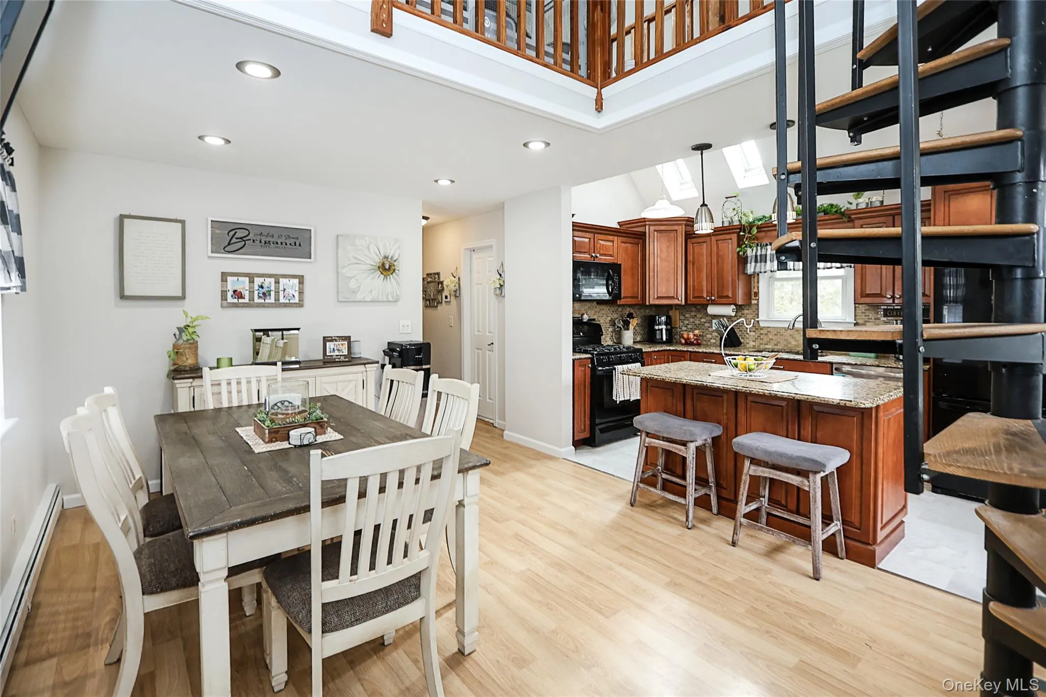 129 Norwalk Avenue, Brookhaven, NY, 3 Bedrooms Bedrooms, 6 Rooms Rooms,1 BathroomBathrooms,Residential,For Rent,Norwalk,0,982270 129 Norwalk Avenue, Brookhaven, NY, 3 Bedrooms Bedrooms, 6 Rooms Rooms,1 BathroomBathrooms,Residential,For Rent,Norwalk,0,982270