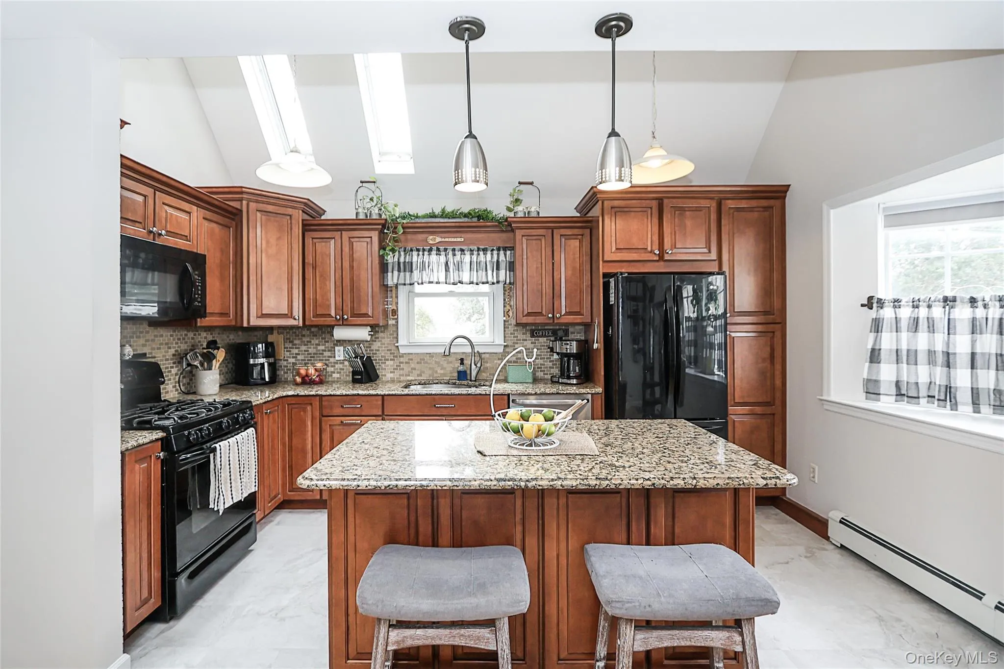 129 Norwalk Avenue, Brookhaven, NY, 3 Bedrooms Bedrooms, 6 Rooms Rooms,1 BathroomBathrooms,Residential,For Rent,Norwalk,0,982270 129 Norwalk Avenue, Brookhaven, NY, 3 Bedrooms Bedrooms, 6 Rooms Rooms,1 BathroomBathrooms,Residential,For Rent,Norwalk,0,982270