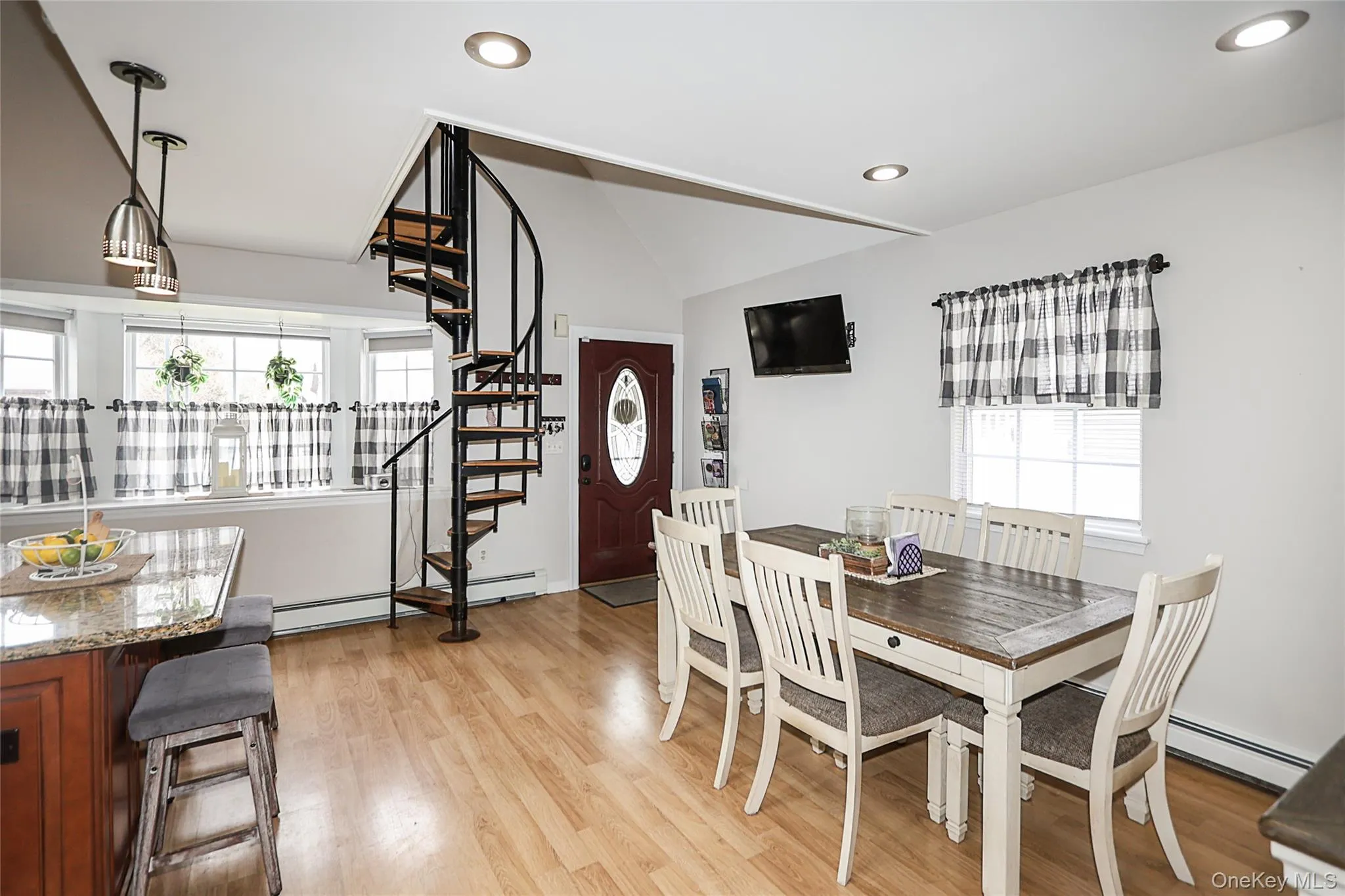 129 Norwalk Avenue, Brookhaven, NY, 3 Bedrooms Bedrooms, 6 Rooms Rooms,1 BathroomBathrooms,Residential,For Rent,Norwalk,0,982270 129 Norwalk Avenue, Brookhaven, NY, 3 Bedrooms Bedrooms, 6 Rooms Rooms,1 BathroomBathrooms,Residential,For Rent,Norwalk,0,982270