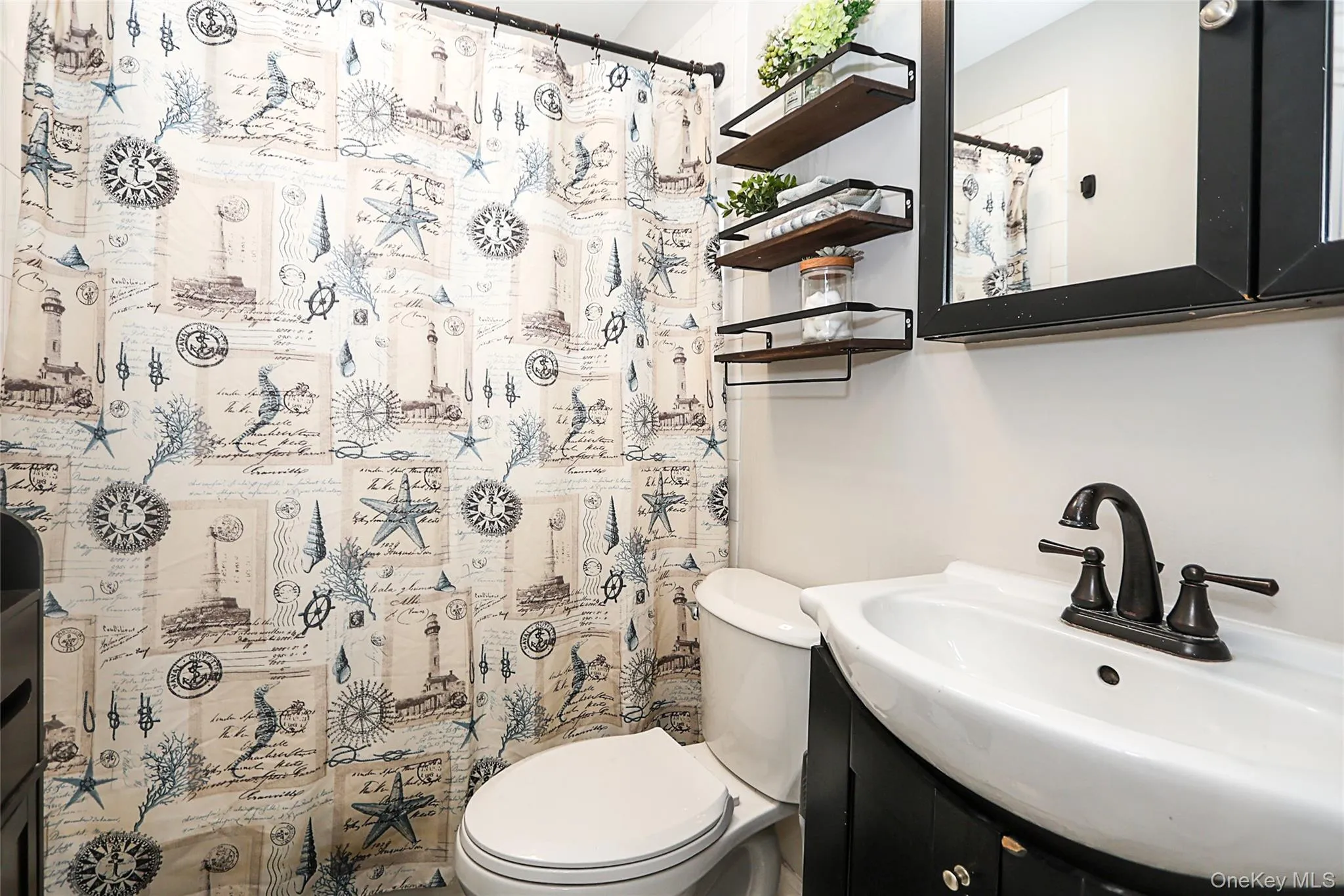 129 Norwalk Avenue, Brookhaven, NY, 3 Bedrooms Bedrooms, 6 Rooms Rooms,1 BathroomBathrooms,Residential,For Rent,Norwalk,0,982270 129 Norwalk Avenue, Brookhaven, NY, 3 Bedrooms Bedrooms, 6 Rooms Rooms,1 BathroomBathrooms,Residential,For Rent,Norwalk,0,982270