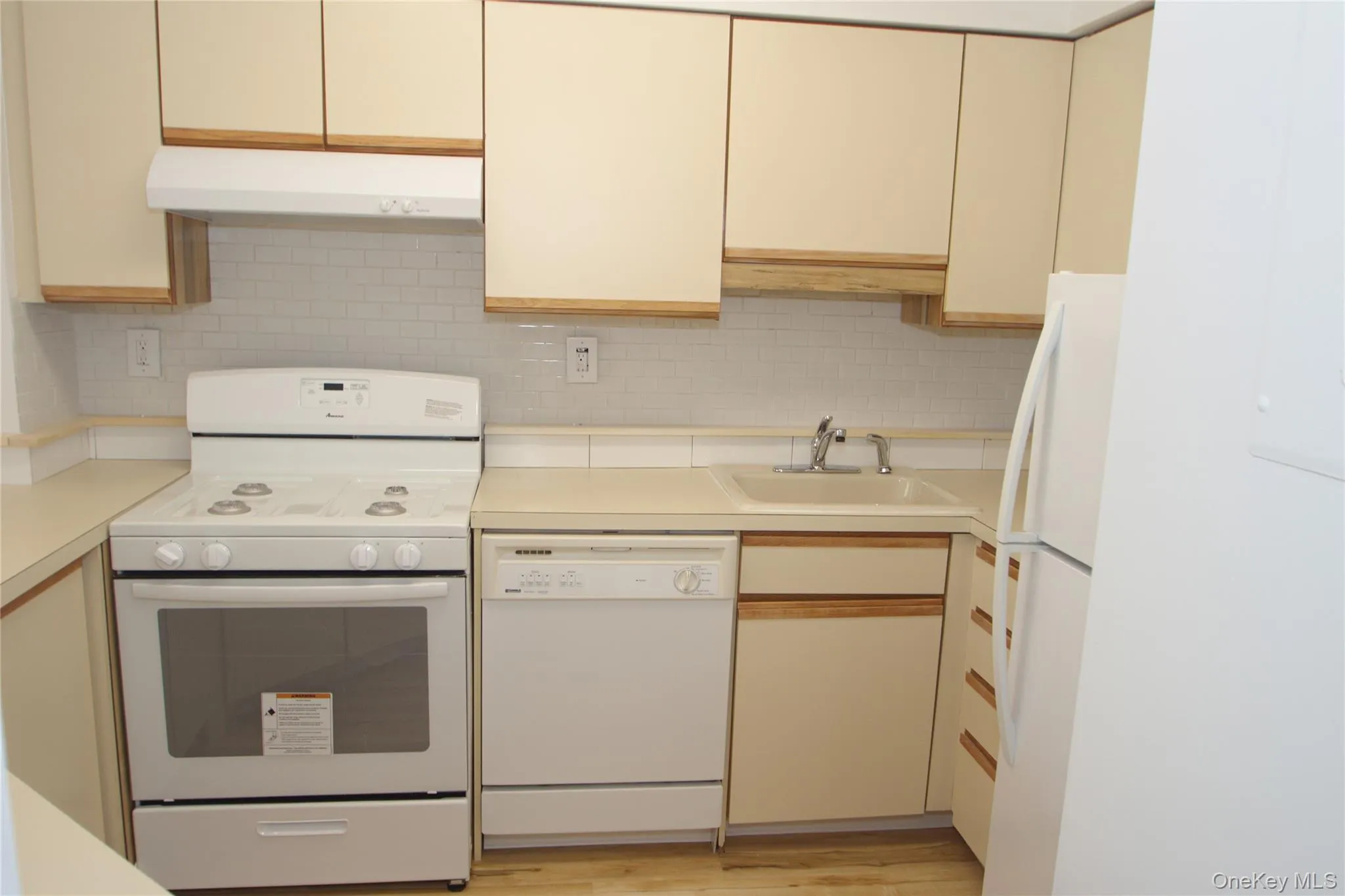 14 Nosband Avenue, White Plains, NY, 2 Rooms Rooms,1 BathroomBathrooms,Residential Lease,For Rent,Nosband,0,982296 14 Nosband Avenue, White Plains, NY, 2 Rooms Rooms,1 BathroomBathrooms,Residential Lease,For Rent,Nosband,0,982296