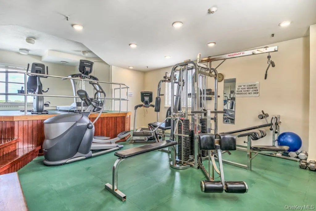 14 Nosband Avenue, White Plains, NY, 2 Rooms Rooms,1 BathroomBathrooms,Residential Lease,For Rent,Nosband,0,982296 14 Nosband Avenue, White Plains, NY, 2 Rooms Rooms,1 BathroomBathrooms,Residential Lease,For Rent,Nosband,0,982296