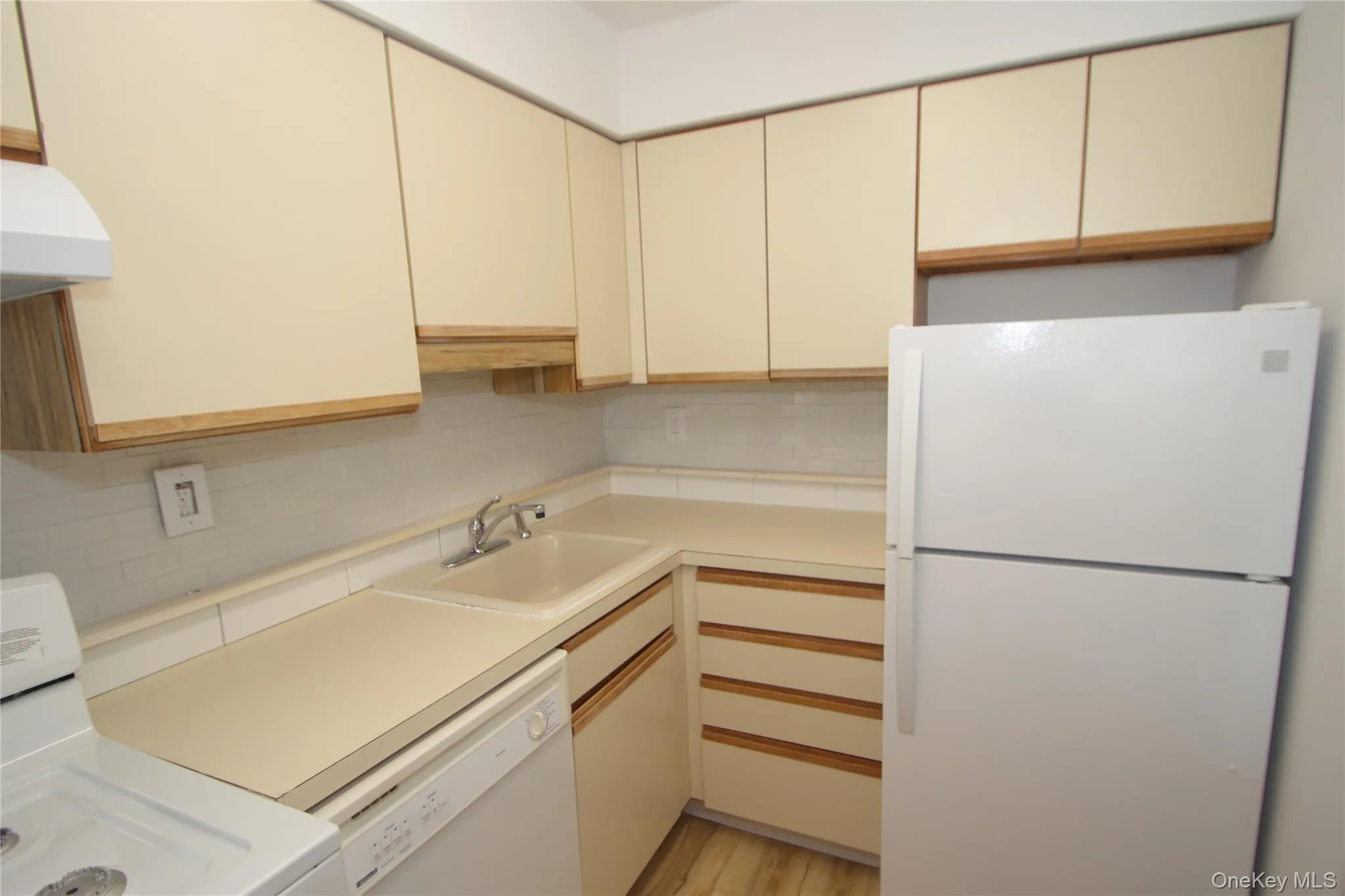 14 Nosband Avenue, White Plains, NY, 2 Rooms Rooms,1 BathroomBathrooms,Residential Lease,For Rent,Nosband,0,982296 14 Nosband Avenue, White Plains, NY, 2 Rooms Rooms,1 BathroomBathrooms,Residential Lease,For Rent,Nosband,0,982296