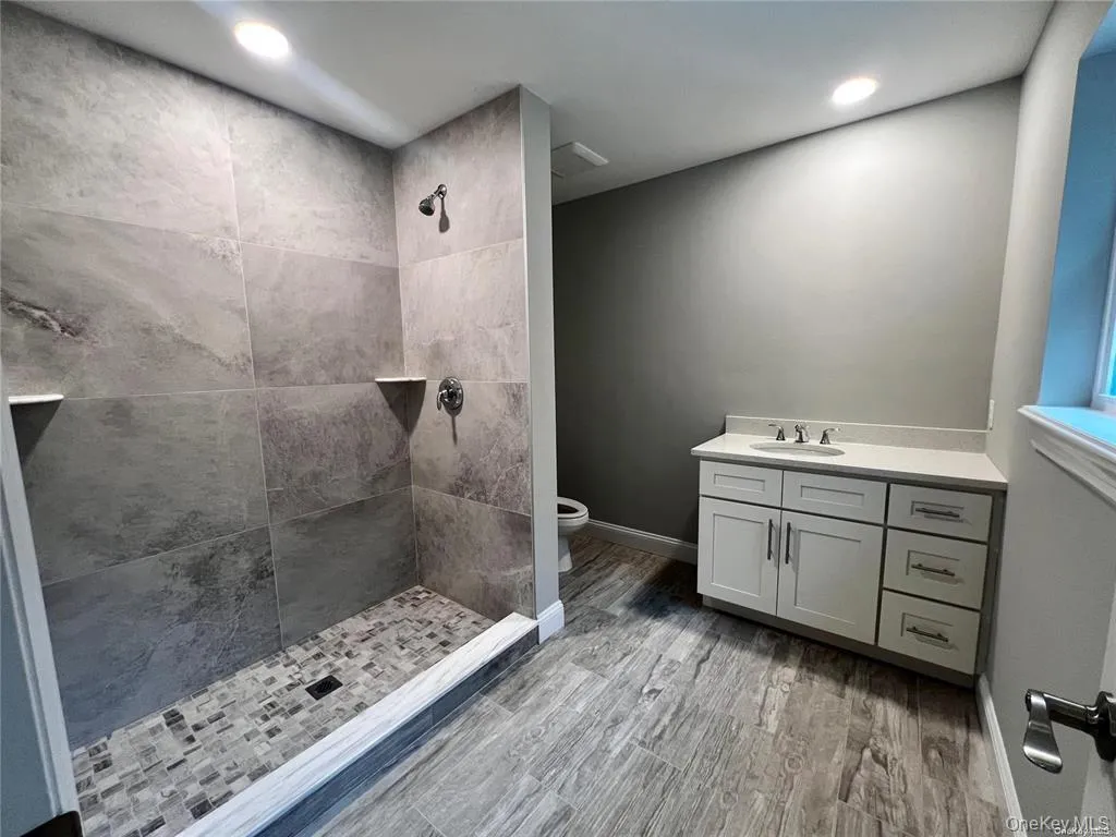 158 Norfleet, Brookhaven, NY, 3 Bedrooms Bedrooms, 3 Rooms Rooms,2 BathroomsBathrooms,Residential Lease,For Rent,Norfleet,0,982308 158 Norfleet, Brookhaven, NY, 3 Bedrooms Bedrooms, 3 Rooms Rooms,2 BathroomsBathrooms,Residential Lease,For Rent,Norfleet,0,982308