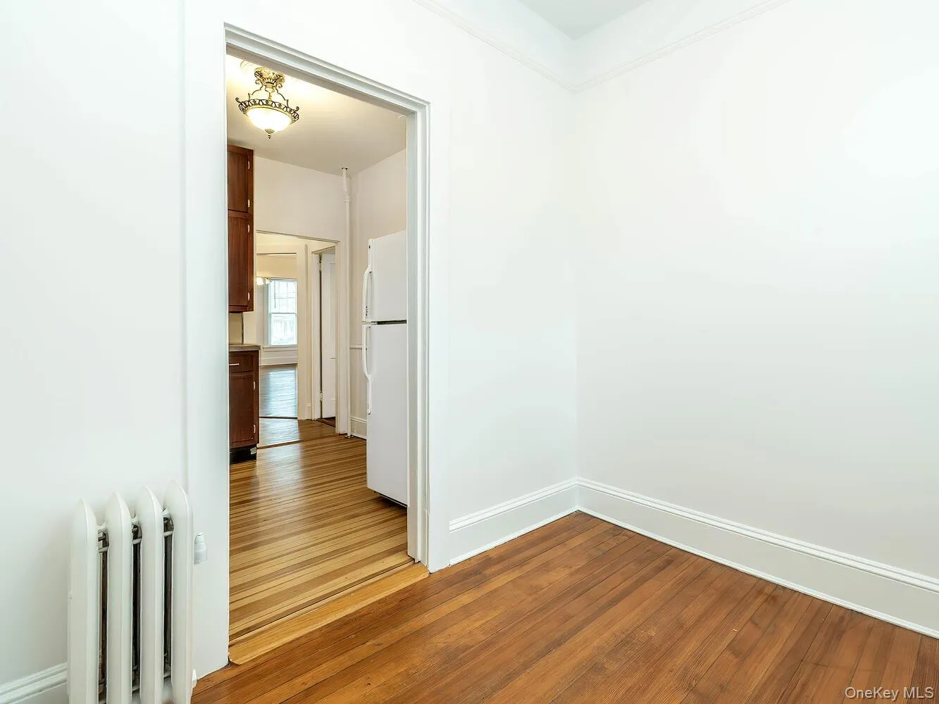 70 Central Avenue, Oyster Bay, NY, 1 Bedroom Bedrooms, 4 Rooms Rooms,1 BathroomBathrooms,Residential Lease,For Rent,Central,0,982316 70 Central Avenue, Oyster Bay, NY, 1 Bedroom Bedrooms, 4 Rooms Rooms,1 BathroomBathrooms,Residential Lease,For Rent,Central,0,982316