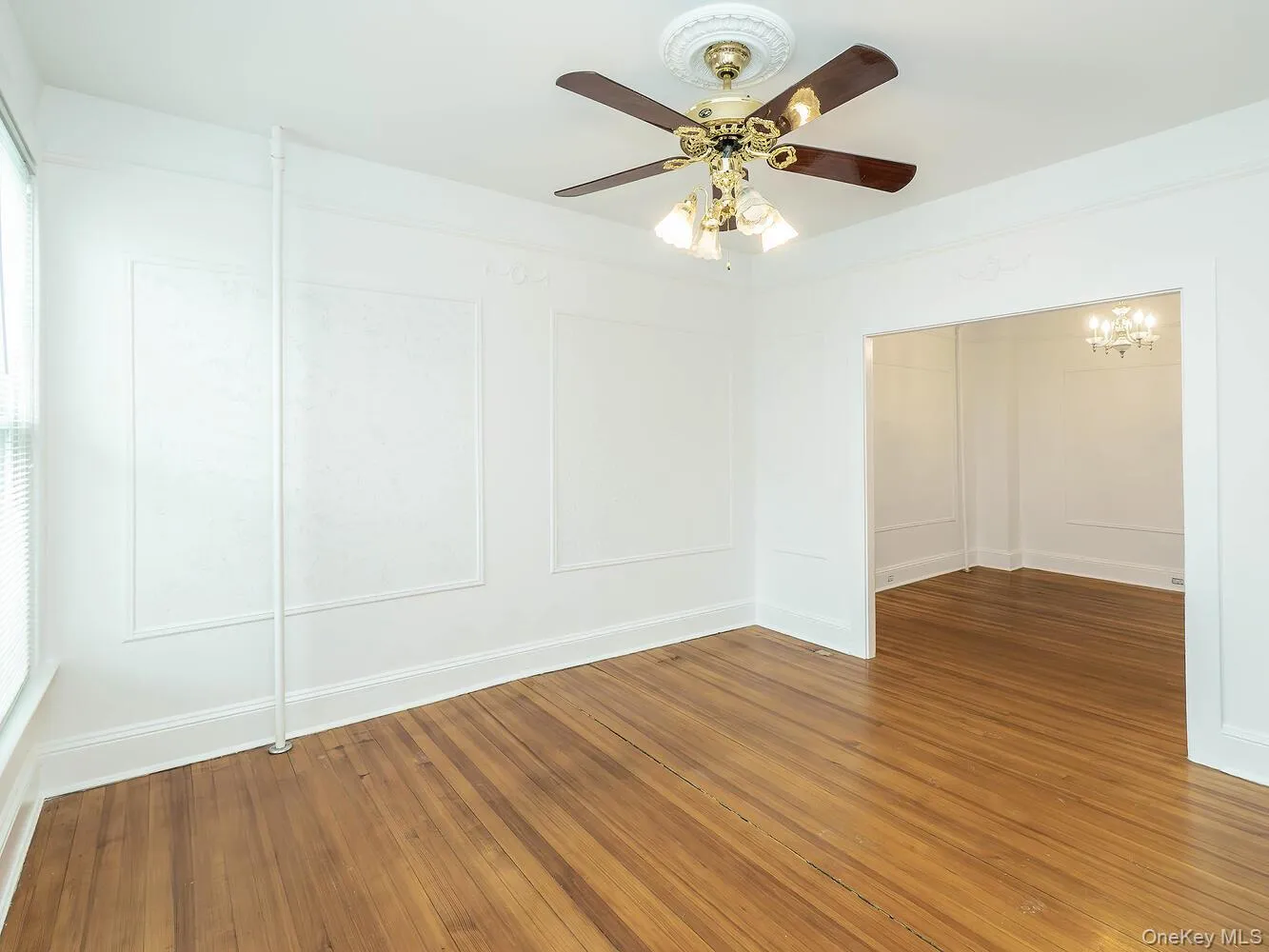 70 Central Avenue, Oyster Bay, NY, 1 Bedroom Bedrooms, 4 Rooms Rooms,1 BathroomBathrooms,Residential Lease,For Rent,Central,0,982316 70 Central Avenue, Oyster Bay, NY, 1 Bedroom Bedrooms, 4 Rooms Rooms,1 BathroomBathrooms,Residential Lease,For Rent,Central,0,982316