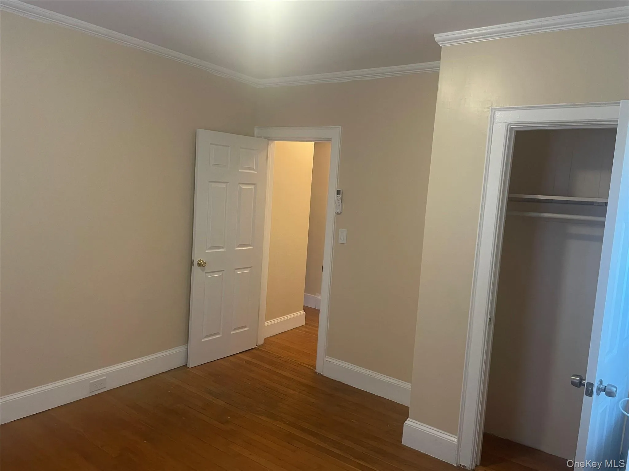 4212 Monticello Avenue, New York, NY, 3 Bedrooms Bedrooms, 5 Rooms Rooms,1 BathroomBathrooms,Residential Lease,For Rent,Monticello,0,982329 4212 Monticello Avenue, New York, NY, 3 Bedrooms Bedrooms, 5 Rooms Rooms,1 BathroomBathrooms,Residential Lease,For Rent,Monticello,0,982329