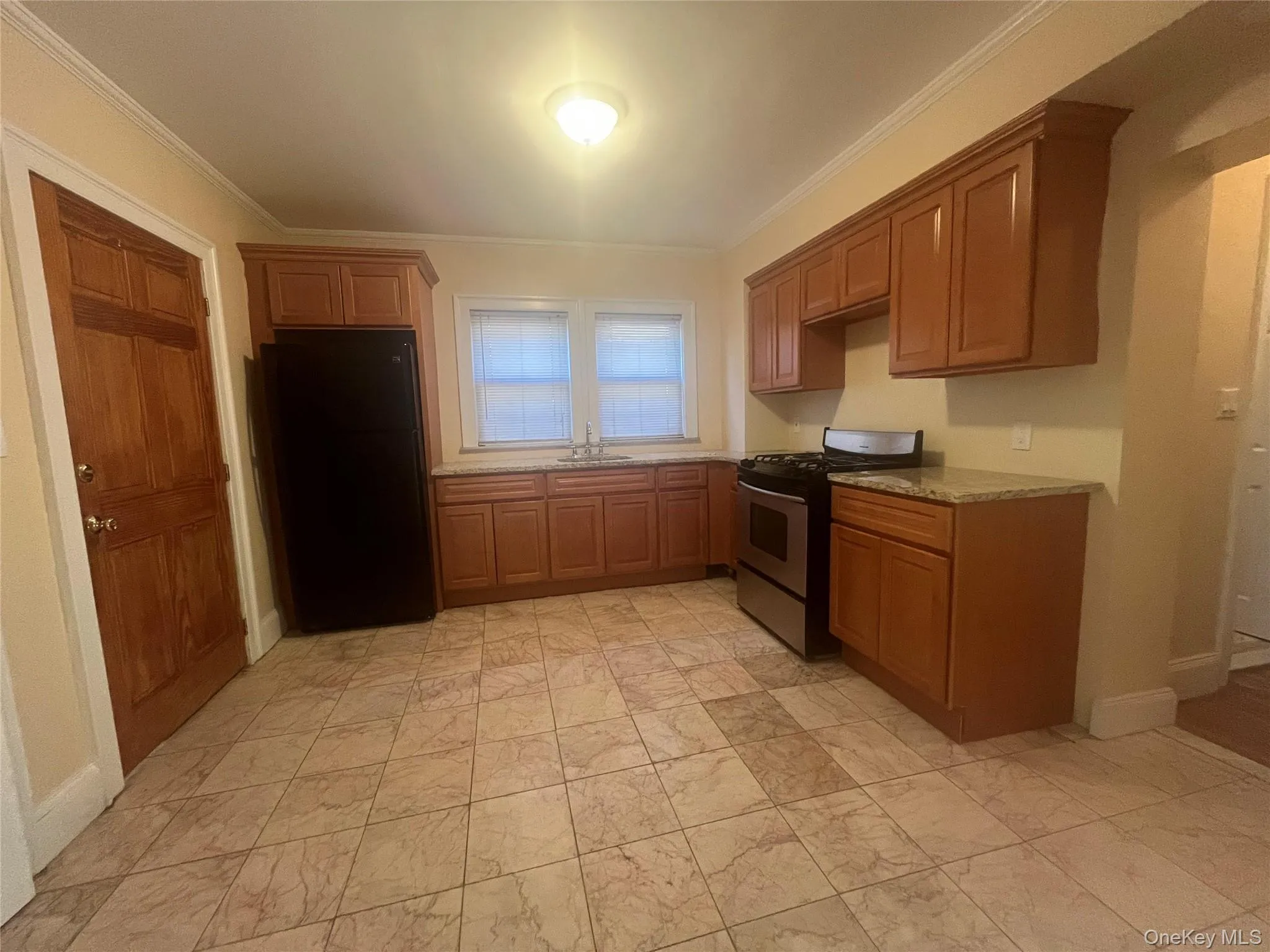 4212 Monticello Avenue, New York, NY, 3 Bedrooms Bedrooms, 5 Rooms Rooms,1 BathroomBathrooms,Residential Lease,For Rent,Monticello,0,982329 4212 Monticello Avenue, New York, NY, 3 Bedrooms Bedrooms, 5 Rooms Rooms,1 BathroomBathrooms,Residential Lease,For Rent,Monticello,0,982329