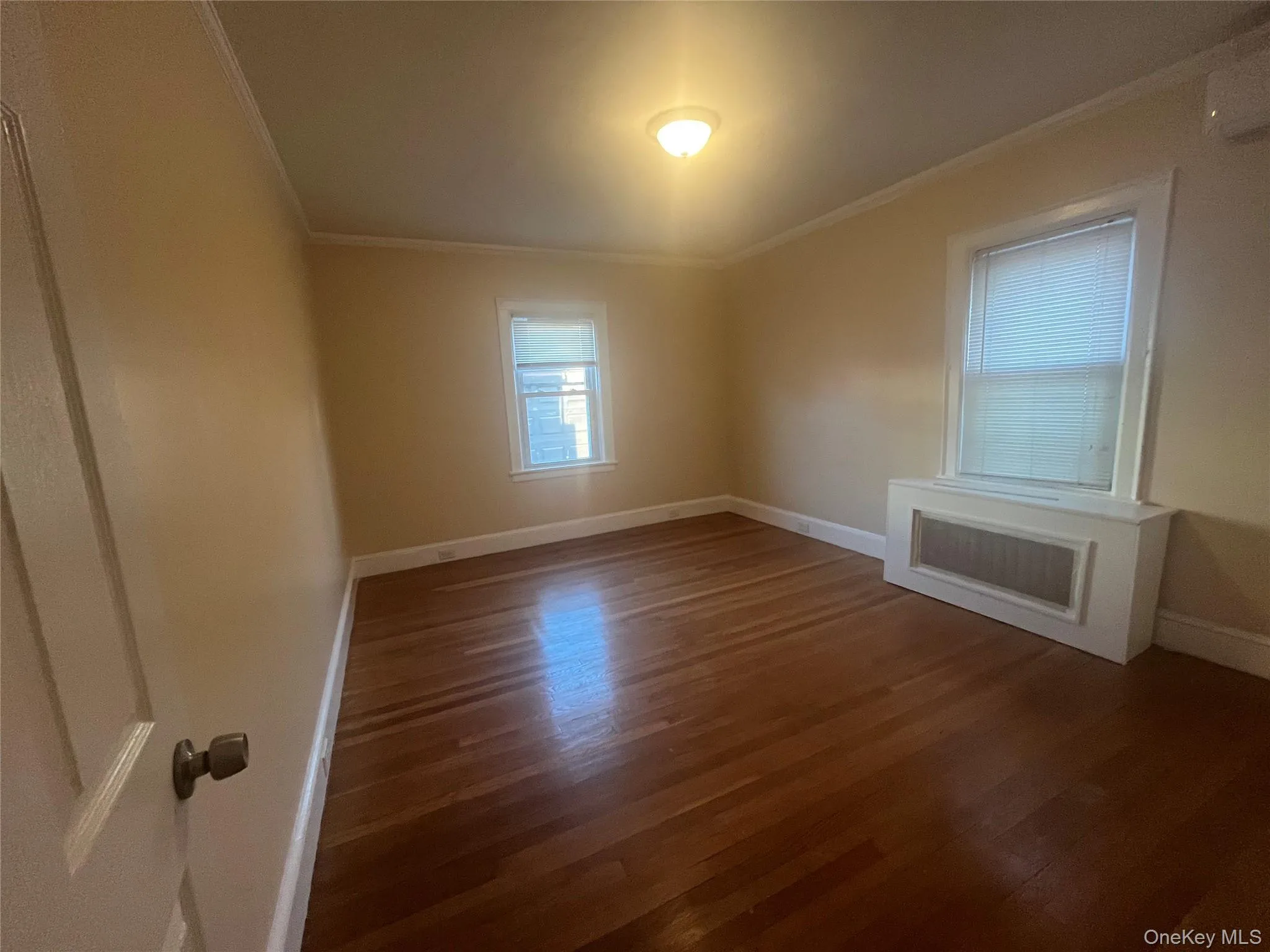 4212 Monticello Avenue, New York, NY, 3 Bedrooms Bedrooms, 5 Rooms Rooms,1 BathroomBathrooms,Residential Lease,For Rent,Monticello,0,982329 4212 Monticello Avenue, New York, NY, 3 Bedrooms Bedrooms, 5 Rooms Rooms,1 BathroomBathrooms,Residential Lease,For Rent,Monticello,0,982329