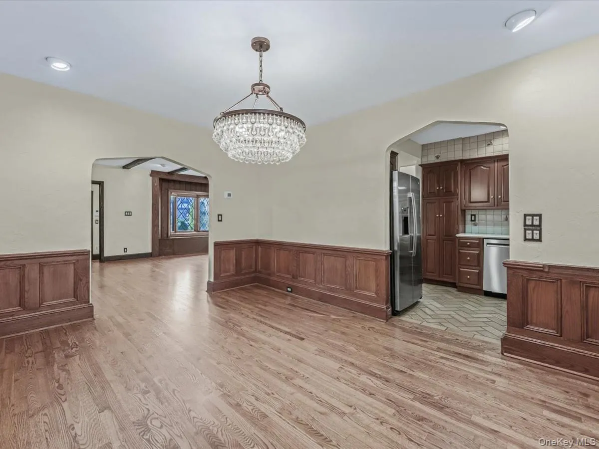 16 Kenilworth Road, North Hempstead, NY, 3 Bedrooms Bedrooms, 8 Rooms Rooms,2 BathroomsBathrooms,Residential,For Rent,Kenilworth,0,982341 16 Kenilworth Road, North Hempstead, NY, 3 Bedrooms Bedrooms, 8 Rooms Rooms,2 BathroomsBathrooms,Residential,For Rent,Kenilworth,0,982341