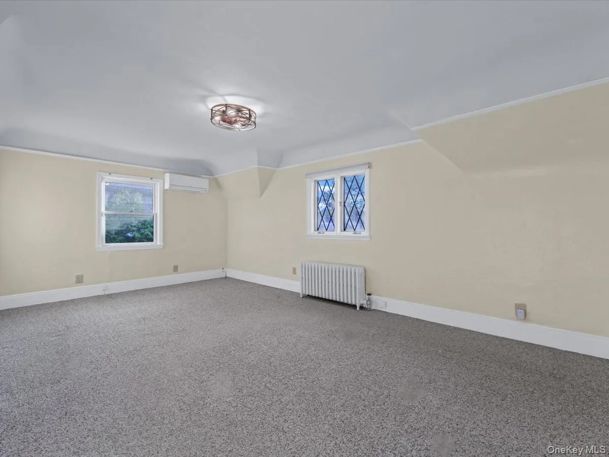 16 Kenilworth Road, North Hempstead, NY, 3 Bedrooms Bedrooms, 8 Rooms Rooms,2 BathroomsBathrooms,Residential,For Rent,Kenilworth,0,982341 16 Kenilworth Road, North Hempstead, NY, 3 Bedrooms Bedrooms, 8 Rooms Rooms,2 BathroomsBathrooms,Residential,For Rent,Kenilworth,0,982341