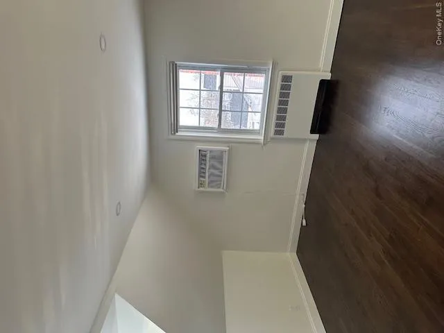 106 Bregman Avenue, North Hempstead, NY, 2 Bedrooms Bedrooms, 5 Rooms Rooms,1 BathroomBathrooms,Residential Lease,For Rent,Bregman,0,982342 106 Bregman Avenue, North Hempstead, NY, 2 Bedrooms Bedrooms, 5 Rooms Rooms,1 BathroomBathrooms,Residential Lease,For Rent,Bregman,0,982342