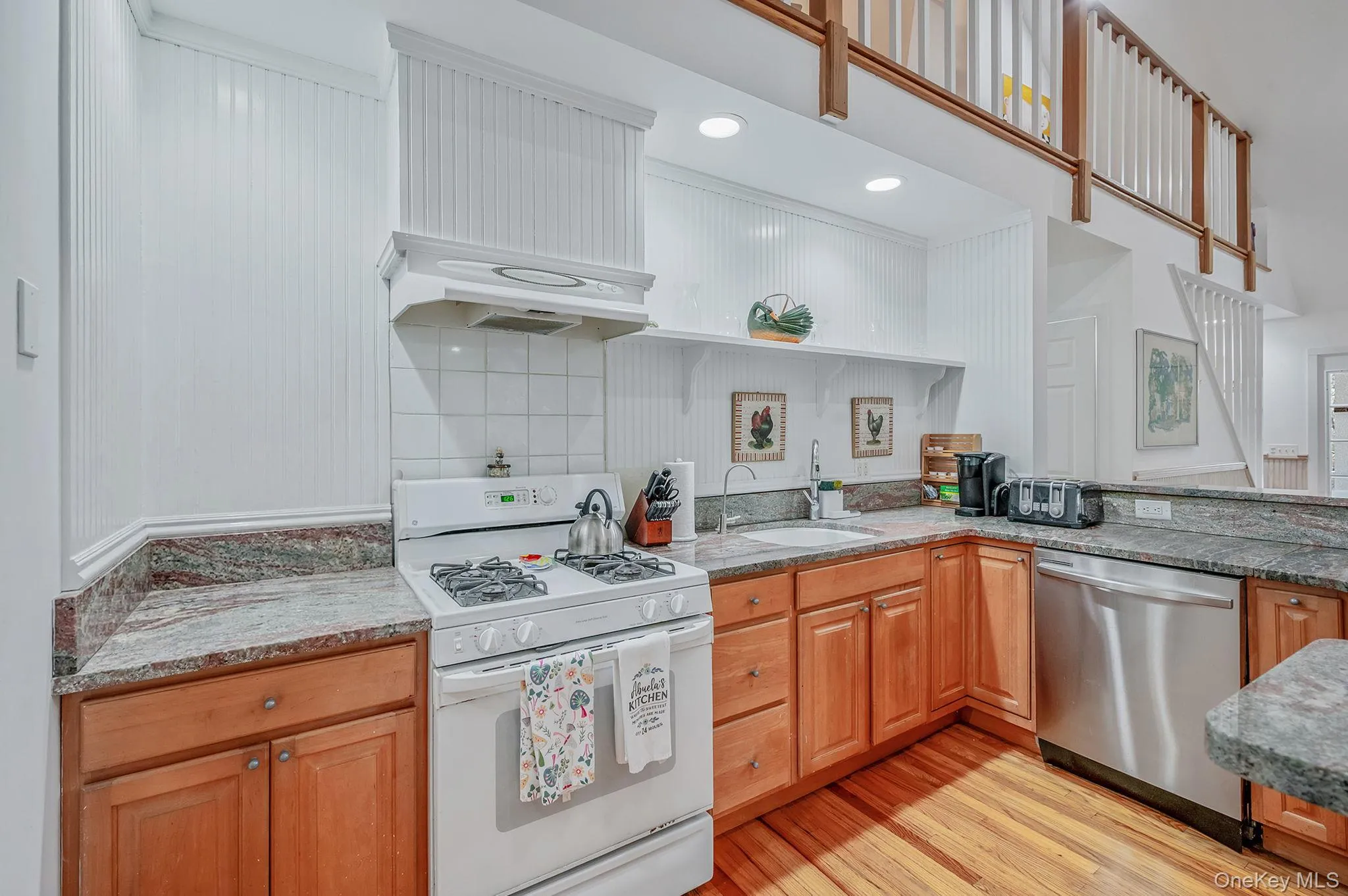 128 Springy Banks Road, East Hampton, NY, 4 Bedrooms Bedrooms, 7 Rooms Rooms,3 BathroomsBathrooms,Residential,For Rent,Springy Banks,0,982358 128 Springy Banks Road, East Hampton, NY, 4 Bedrooms Bedrooms, 7 Rooms Rooms,3 BathroomsBathrooms,Residential,For Rent,Springy Banks,0,982358