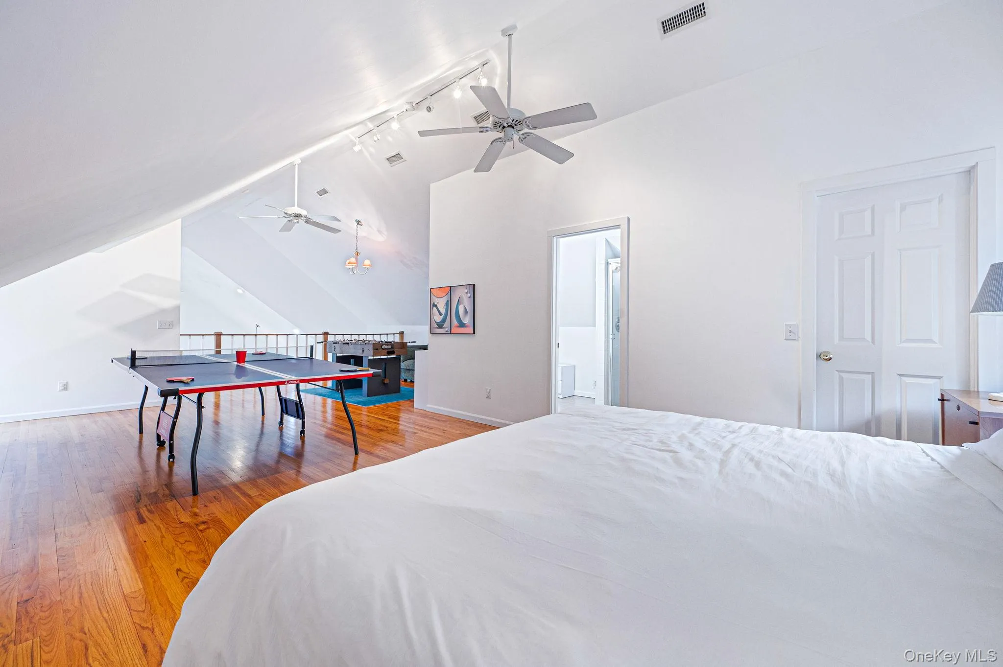 128 Springy Banks Road, East Hampton, NY, 4 Bedrooms Bedrooms, 7 Rooms Rooms,3 BathroomsBathrooms,Residential,For Rent,Springy Banks,0,982358 128 Springy Banks Road, East Hampton, NY, 4 Bedrooms Bedrooms, 7 Rooms Rooms,3 BathroomsBathrooms,Residential,For Rent,Springy Banks,0,982358