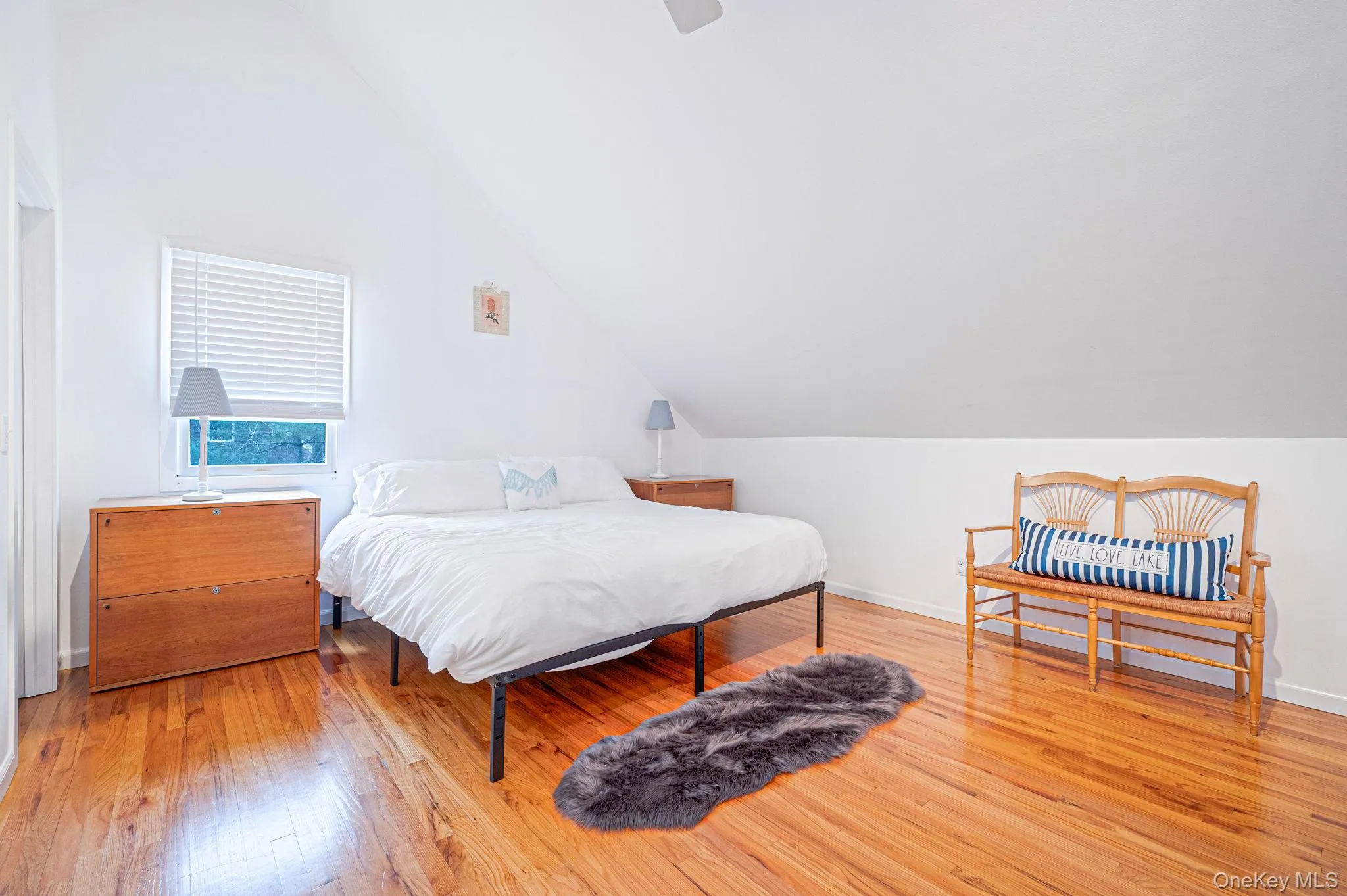 128 Springy Banks Road, East Hampton, NY, 4 Bedrooms Bedrooms, 7 Rooms Rooms,3 BathroomsBathrooms,Residential,For Rent,Springy Banks,0,982358 128 Springy Banks Road, East Hampton, NY, 4 Bedrooms Bedrooms, 7 Rooms Rooms,3 BathroomsBathrooms,Residential,For Rent,Springy Banks,0,982358